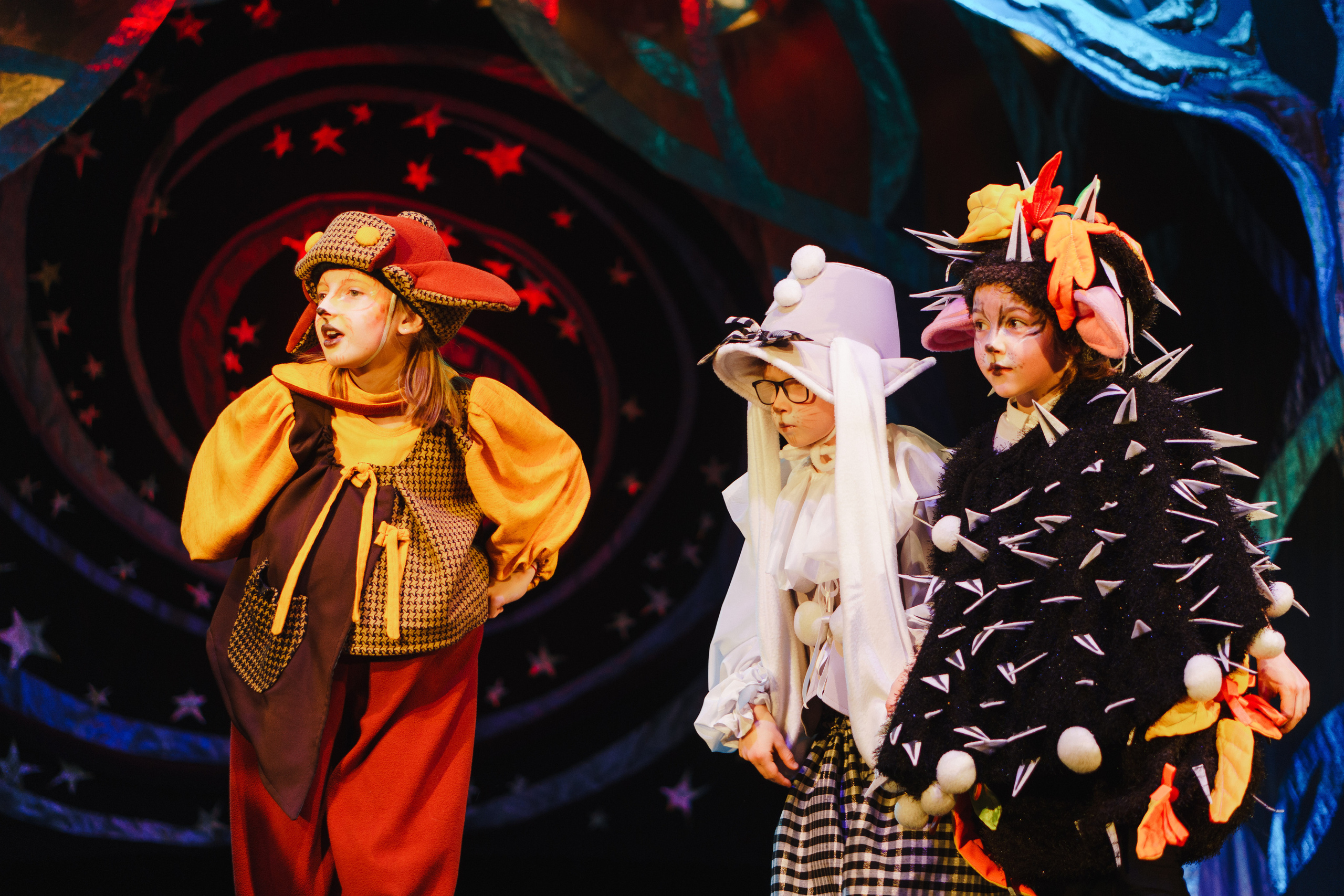 Театр «Сорванцы». Давайте никогда не расставаться. Фото • Відео • Аерозйомка • Контент для бізнесу