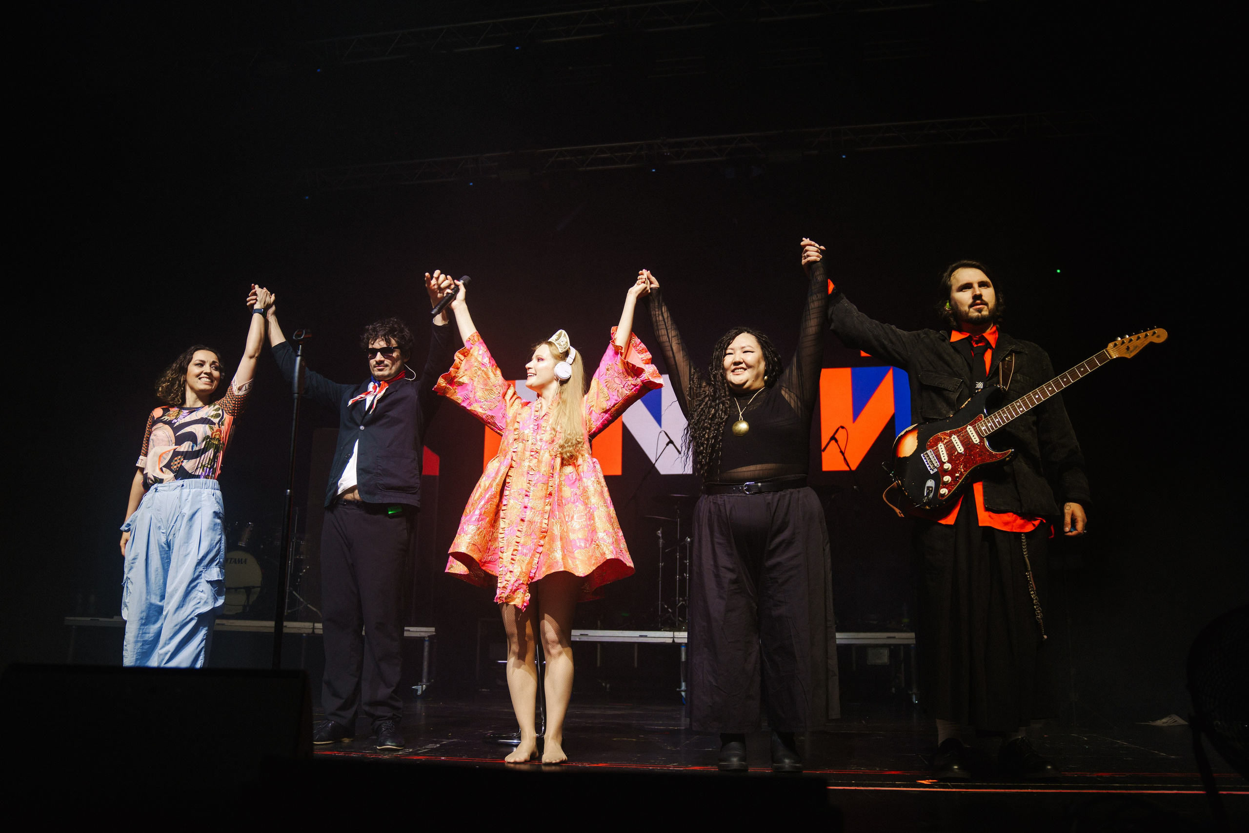 ИNОЙ — Монеточка. Frankfurt — Jahrhunderthalle. Фото • Видео • Аэросъемка • Контент для бизнеса