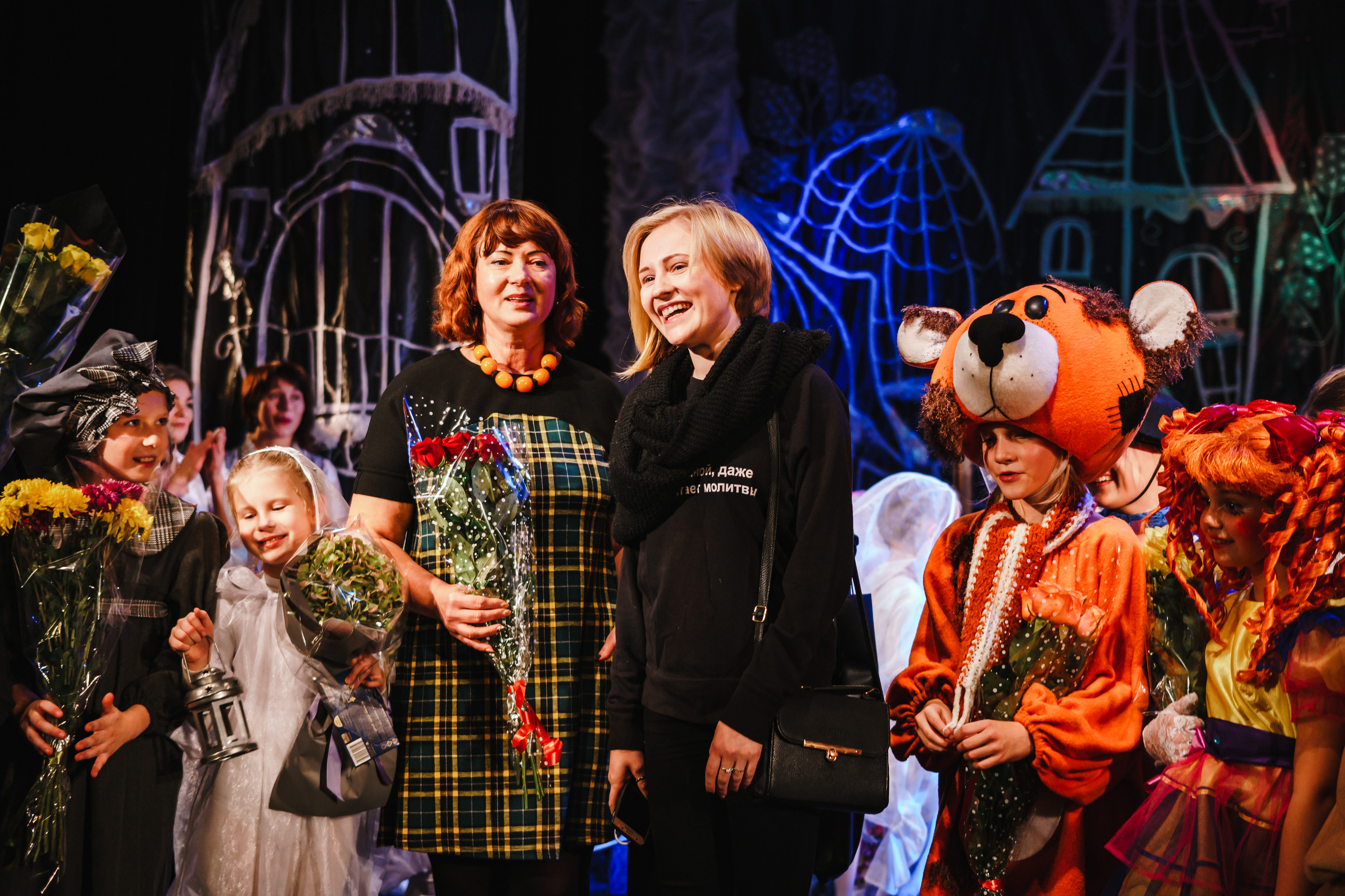 Театр «Сорванцы». Голубая стрела. Фото • Видео • Аэросъемка • Контент для бизнеса