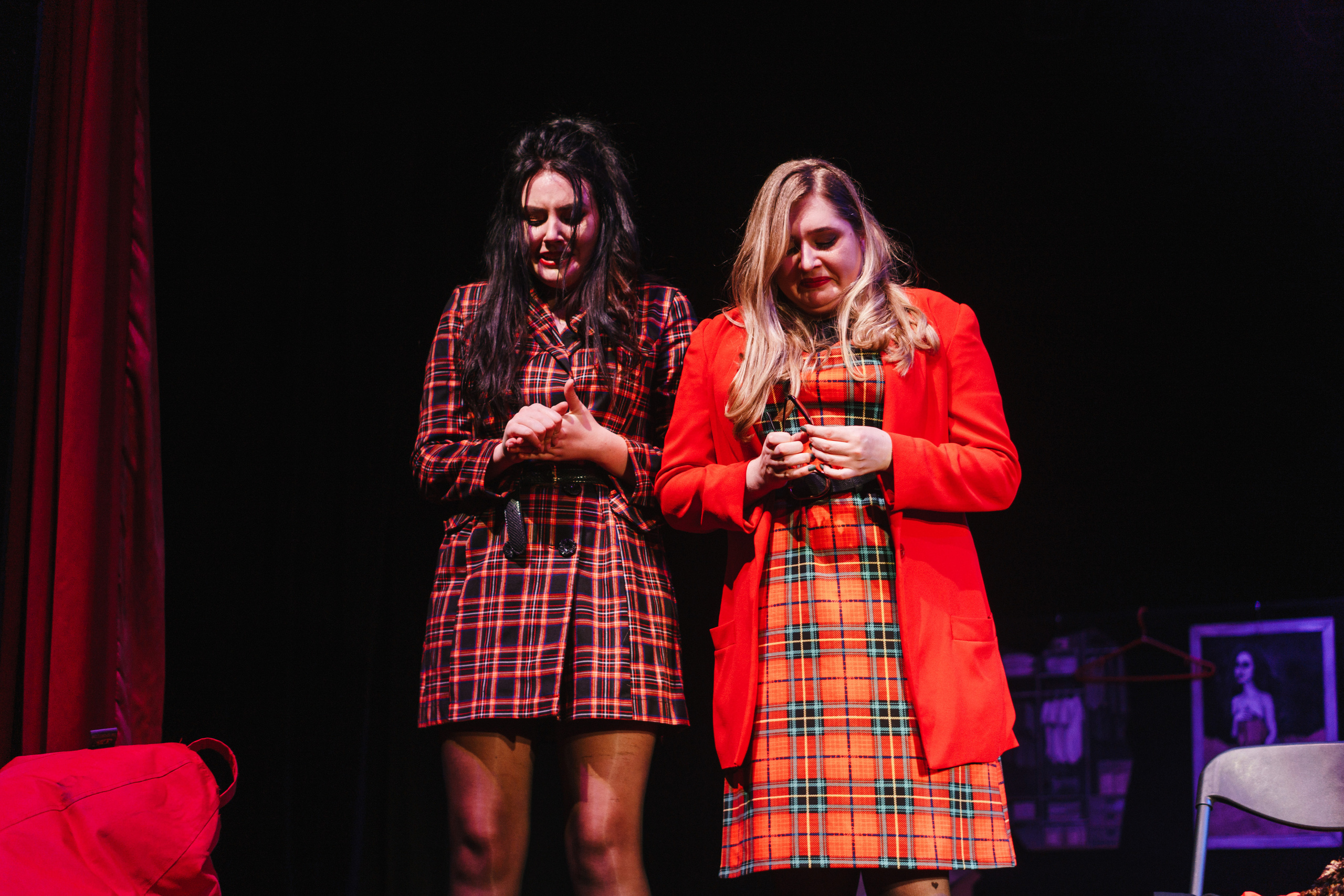 Театр «Сорванцы». Три плюс Кот. Фото • Видео • Аэросъемка • Контент для бизнеса