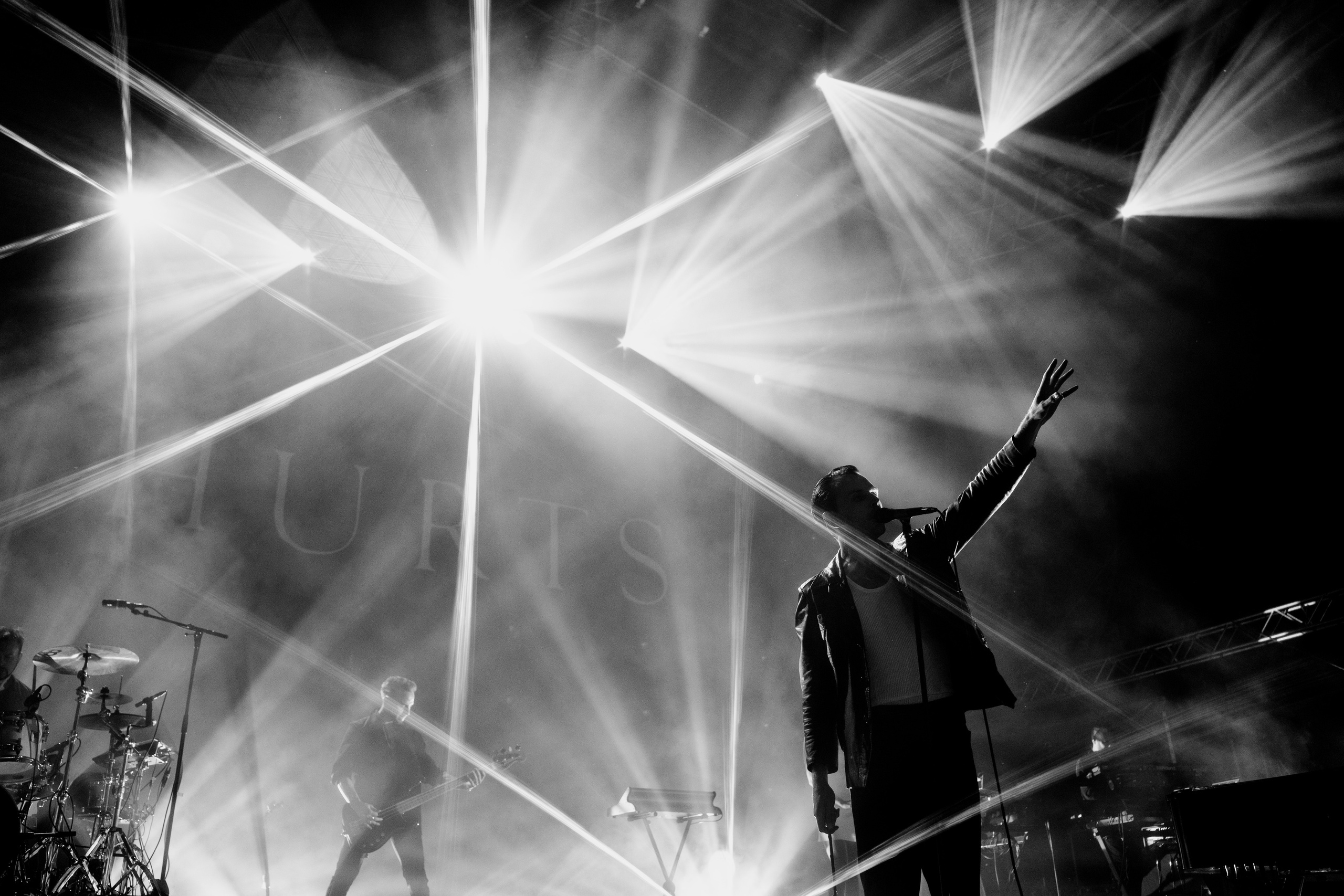 HURTS — Sigulda Medieval Castle. Фото • Відео • Аерозйомка • Контент для бізнесу