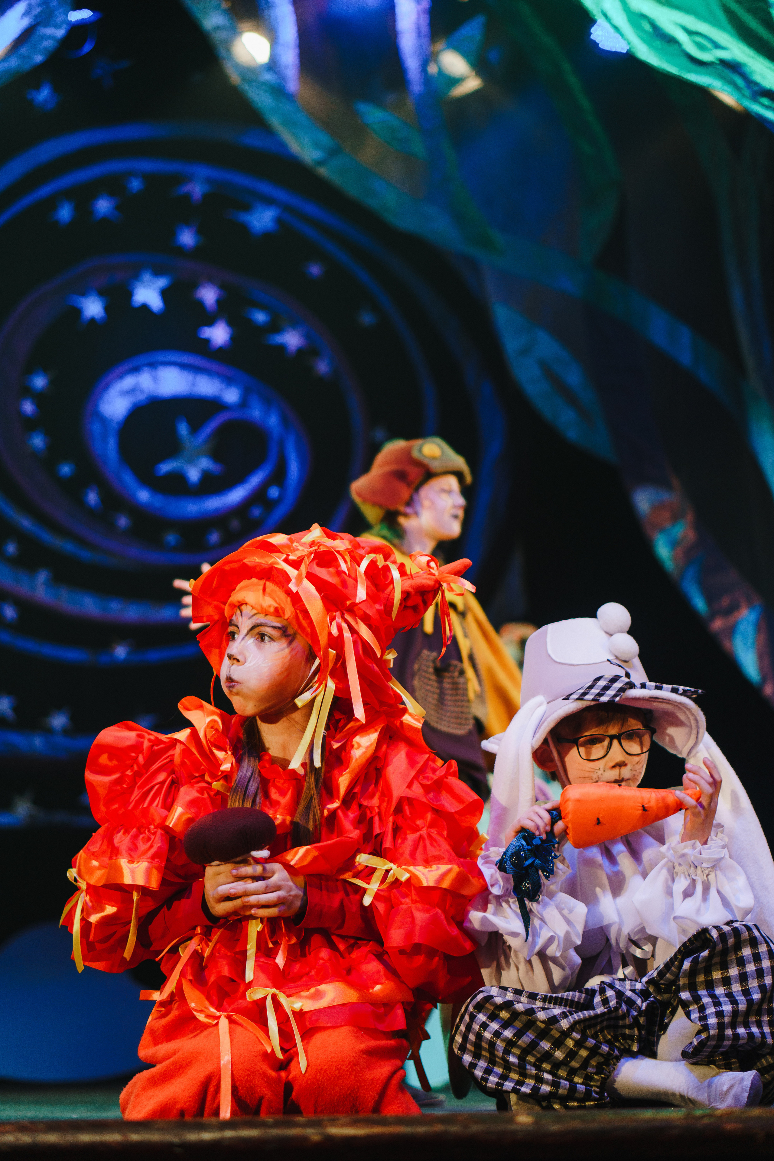 Театр «Сорванцы». Давайте никогда не расставаться. Фото • Відео • Аерозйомка • Контент для бізнесу