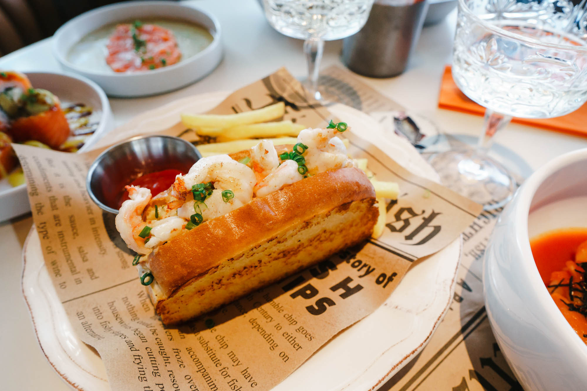 Fish Fetish. ТРЦ NIKOLSKY. Фото • Відео • Аерозйомка • Контент для бізнесу