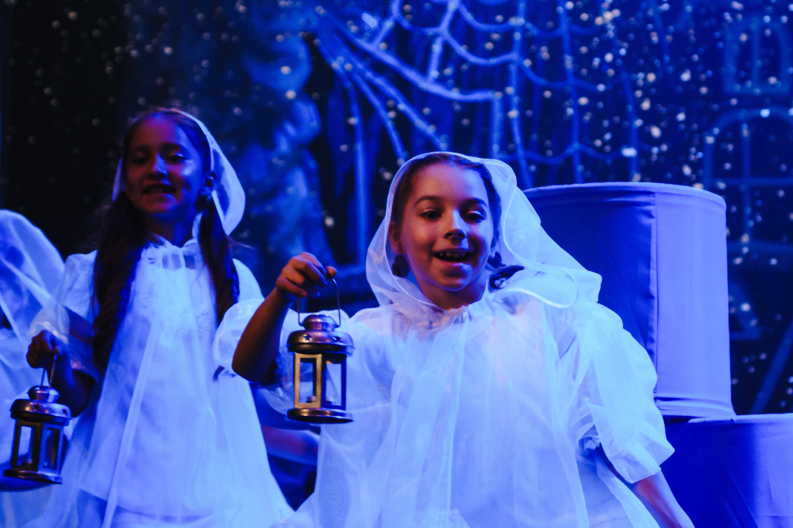 Театр «Сорванцы». Голубая стрела. Фото • Видео • Аэросъемка • Контент для бизнеса