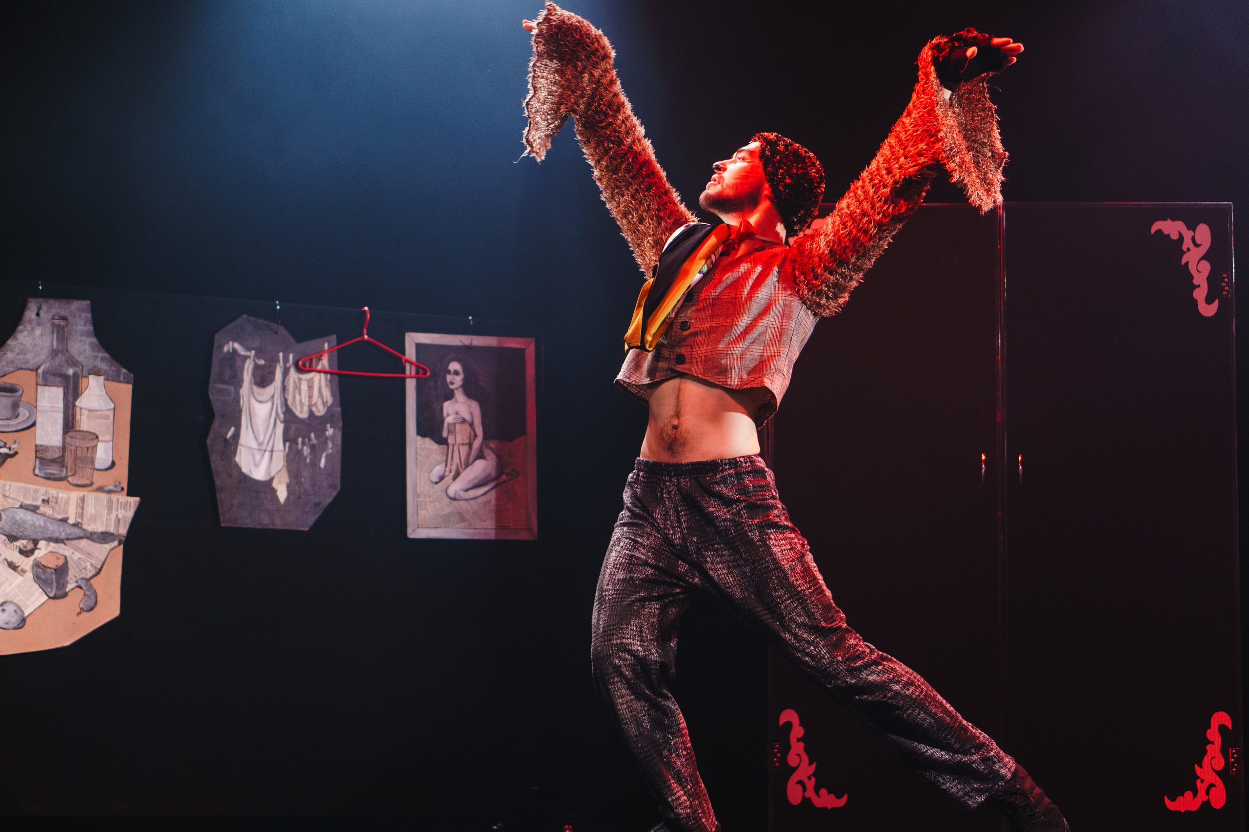 Театр «Сорванцы». Три плюс Кот. Фото • Видео • Аэросъемка • Контент для бизнеса