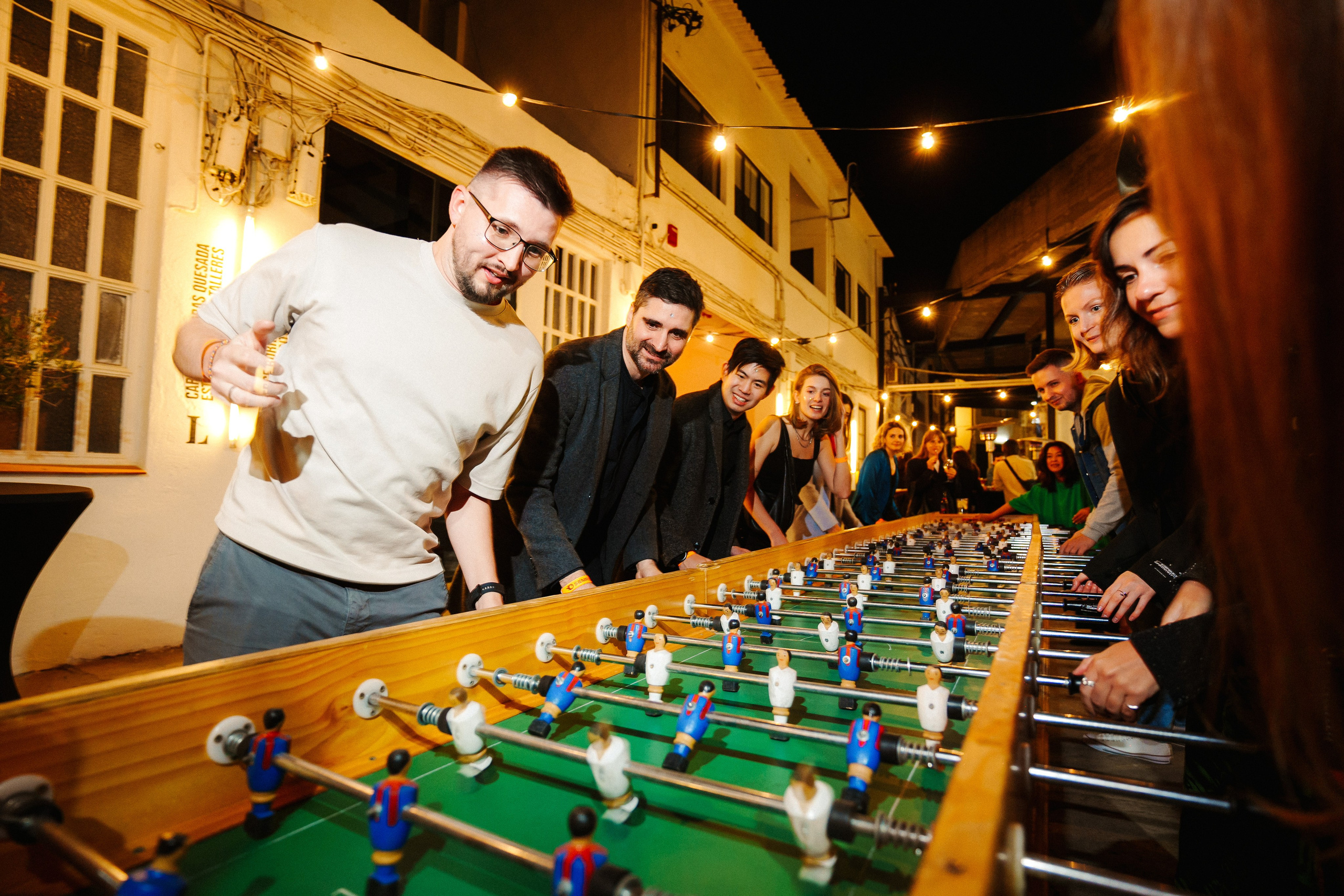 Barcelona — We shine together. Foto • Video • Produktion • Luftbildaufnahmen • Erstellung von Medien