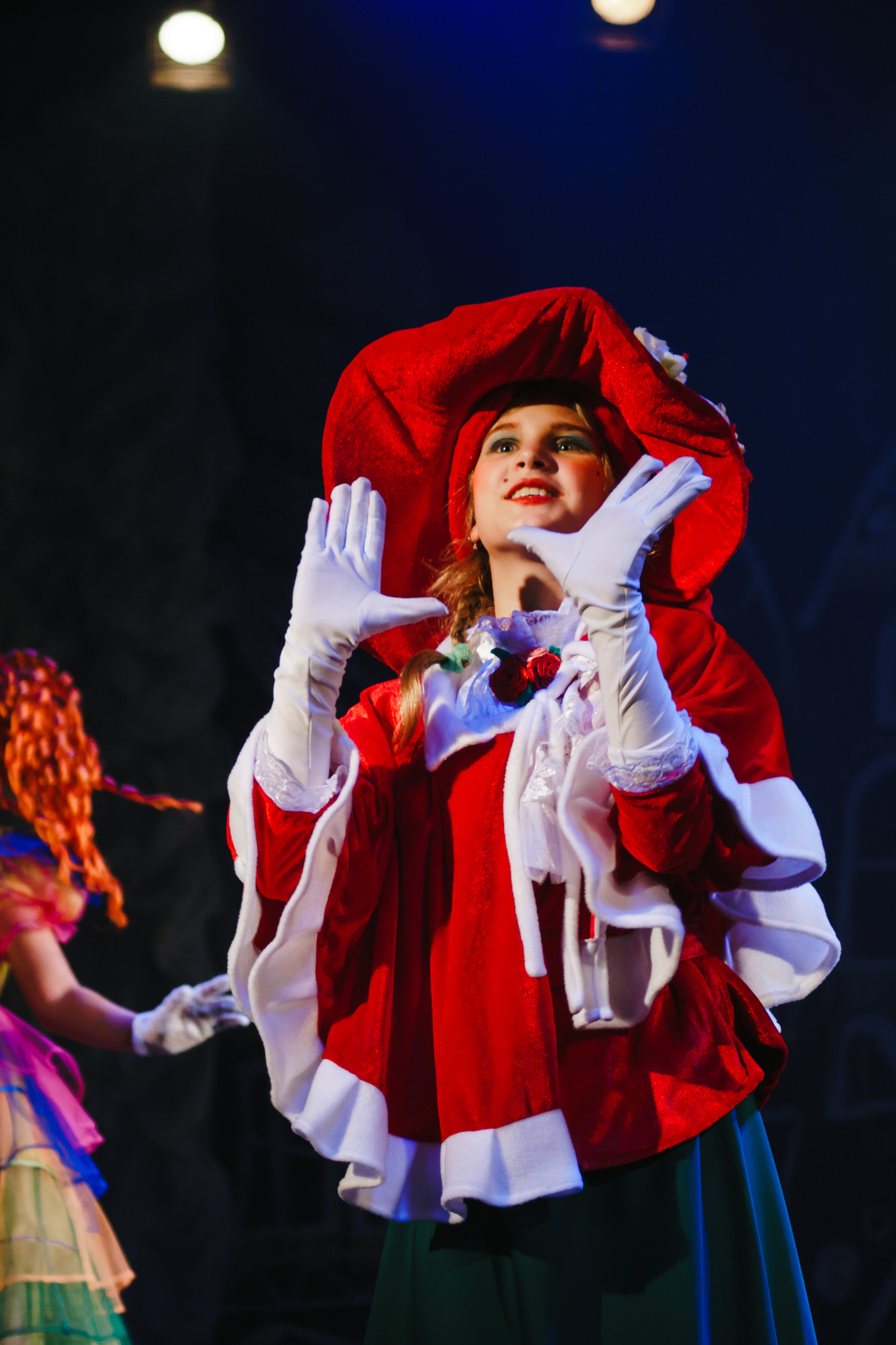 Театр «Сорванцы». Голубая стрела. Фото • Видео • Аэросъемка • Контент для бизнеса