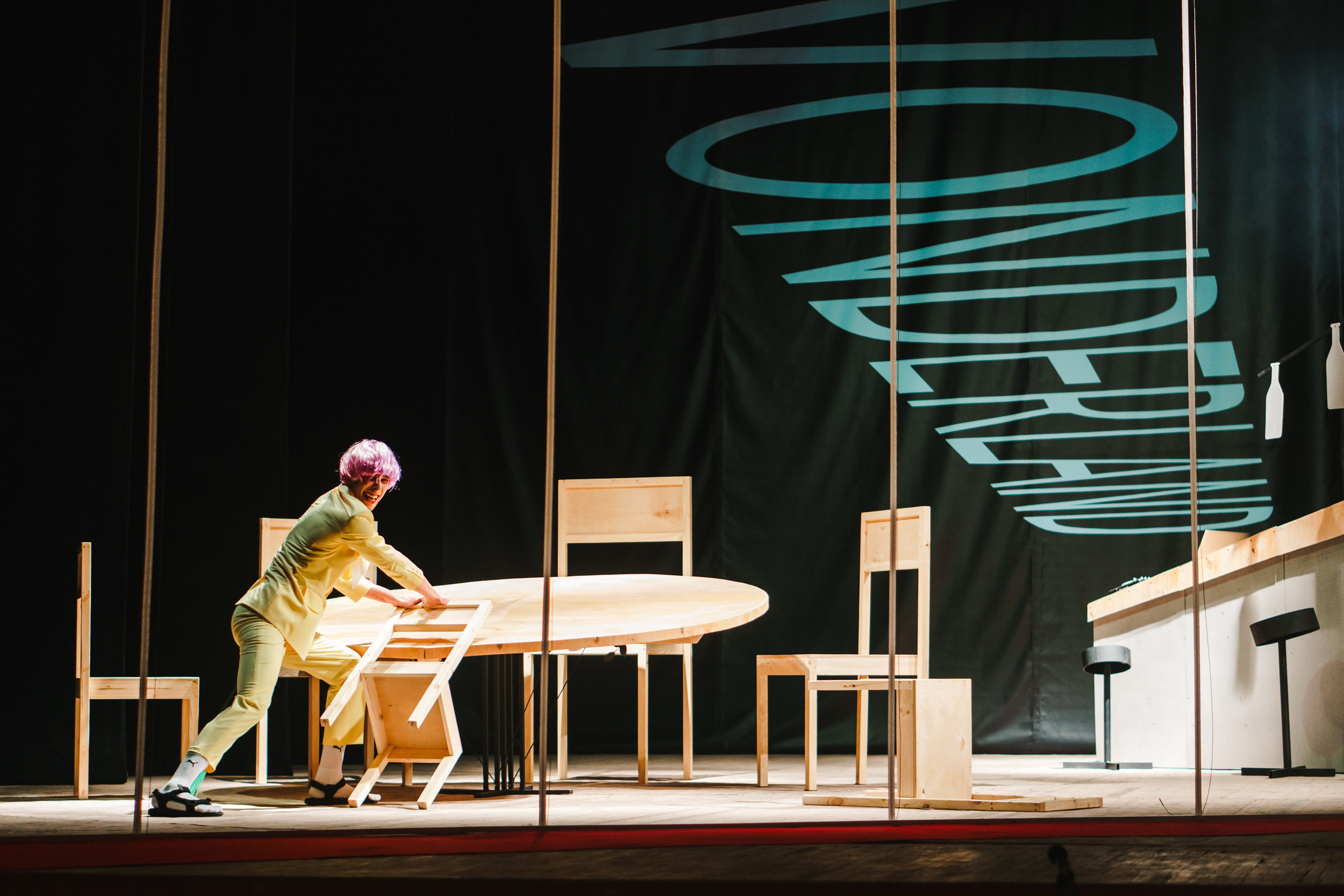 Театр «Прекрасные Цветы». Alice in Wonderland. Фото • Відео • Аерозйомка • Контент для бізнесу