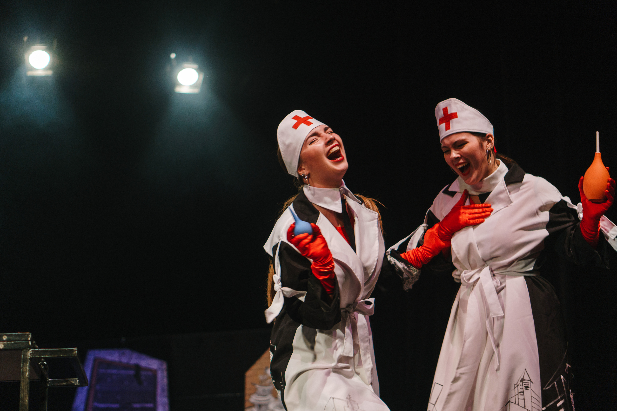 Театр «Сорванцы». Три плюс Кот. Фото • Видео • Аэросъемка • Контент для бизнеса