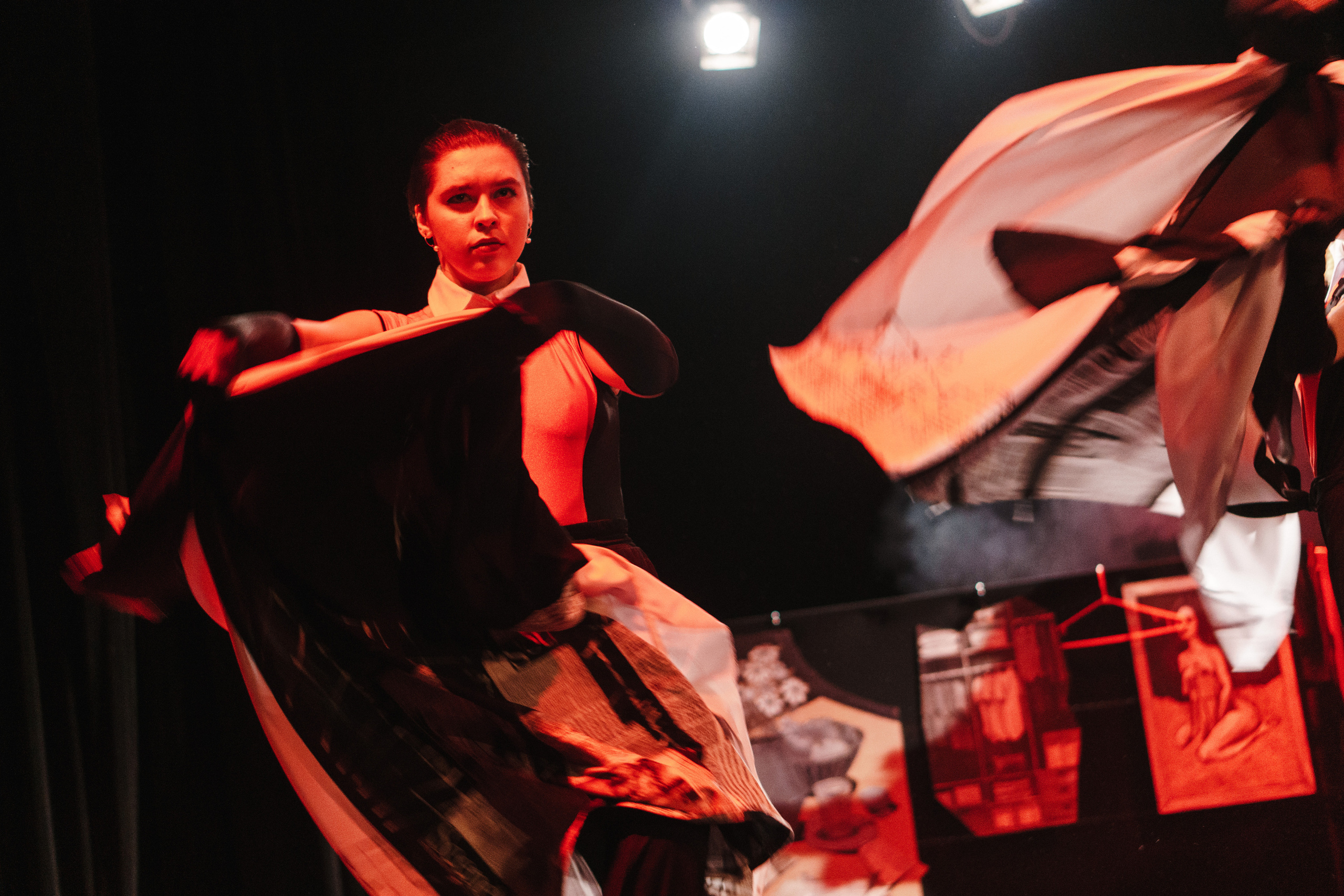 Театр «Сорванцы». Три плюс Кот. Фото • Видео • Аэросъемка • Контент для бизнеса