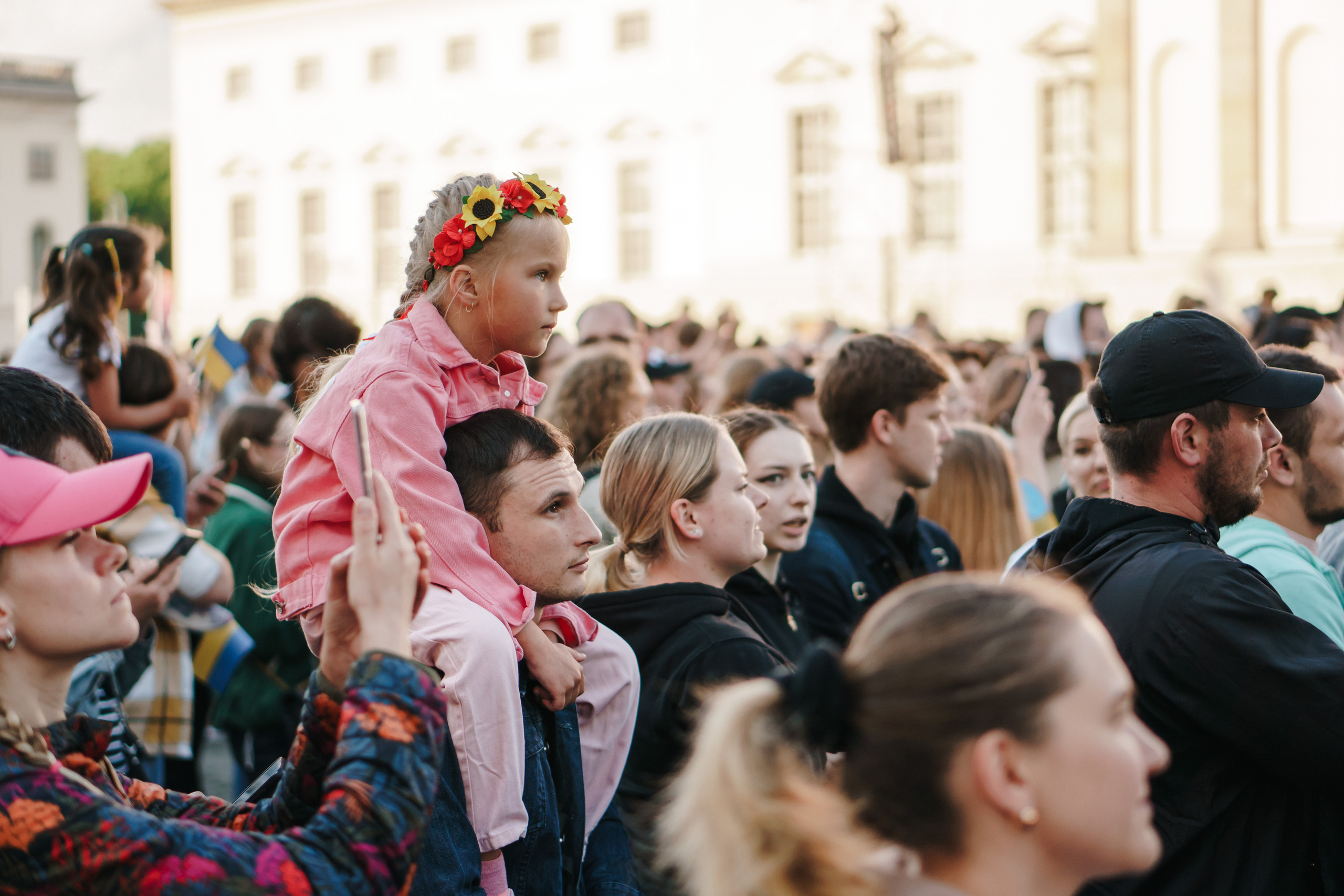 Life Will Win. Berlin. Photo • Video • Production • Aerial • Media Creation