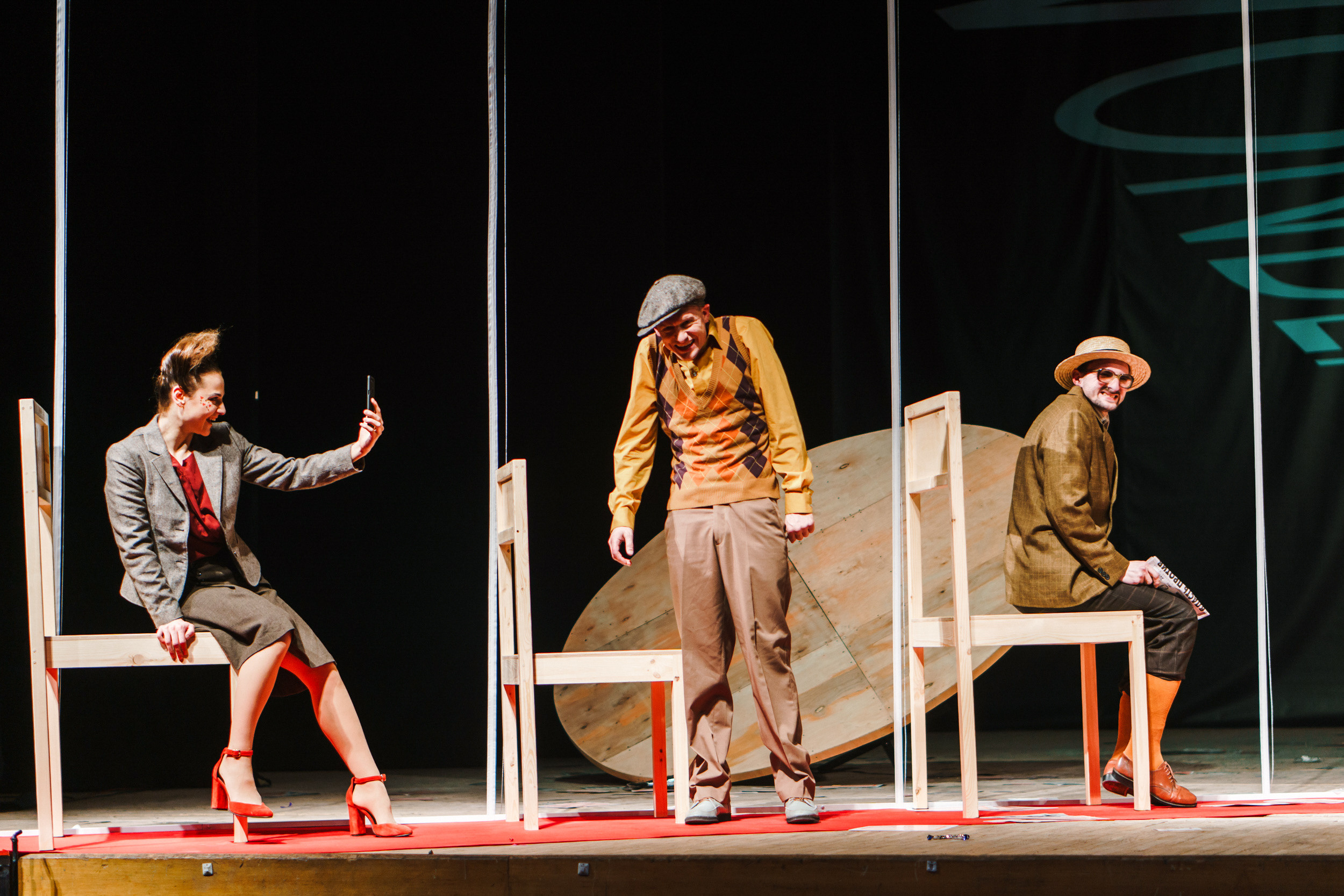 Театр «Прекрасные Цветы». Alice in Wonderland. Фото • Відео • Аерозйомка • Контент для бізнесу