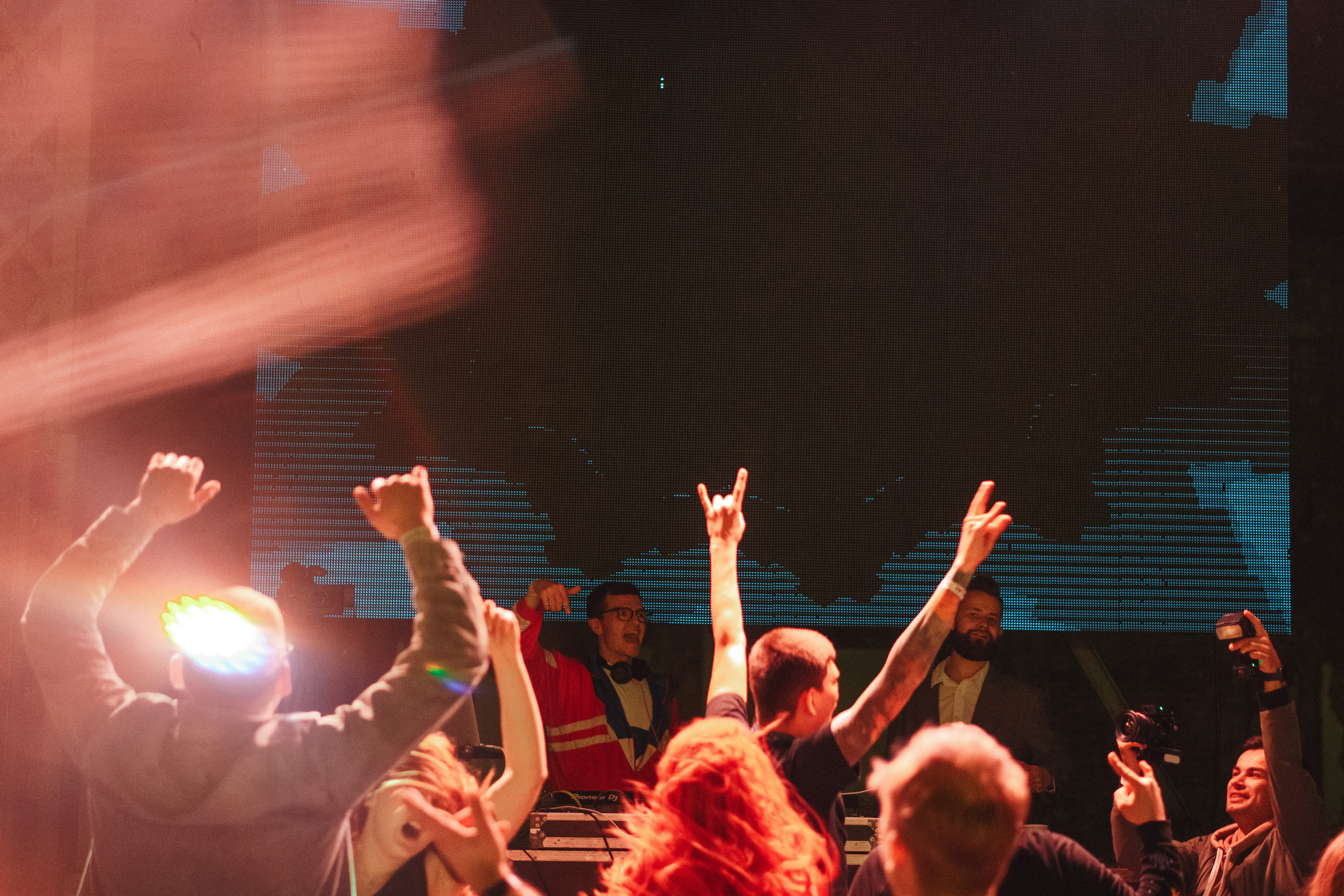 Фестиваль Поколение 90-х. День 2. Foto • Video • Produktion • Luftbildaufnahmen • Erstellung von Medien