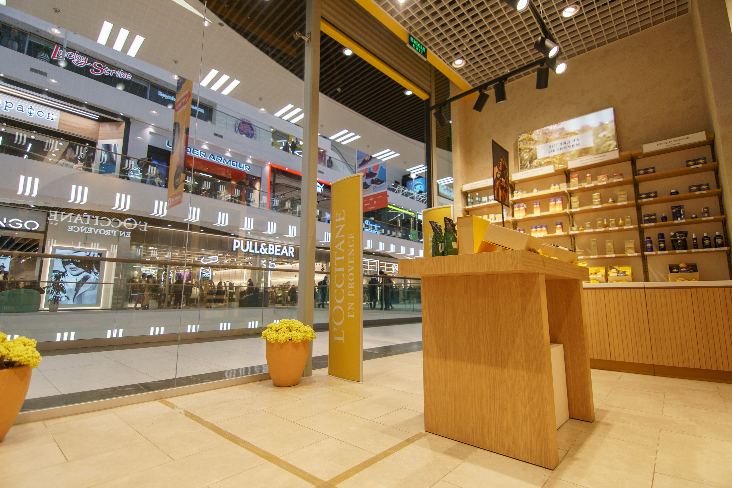 L'Occitane. Foto • Video • Produktion • Luftbildaufnahmen • Erstellung von Medien