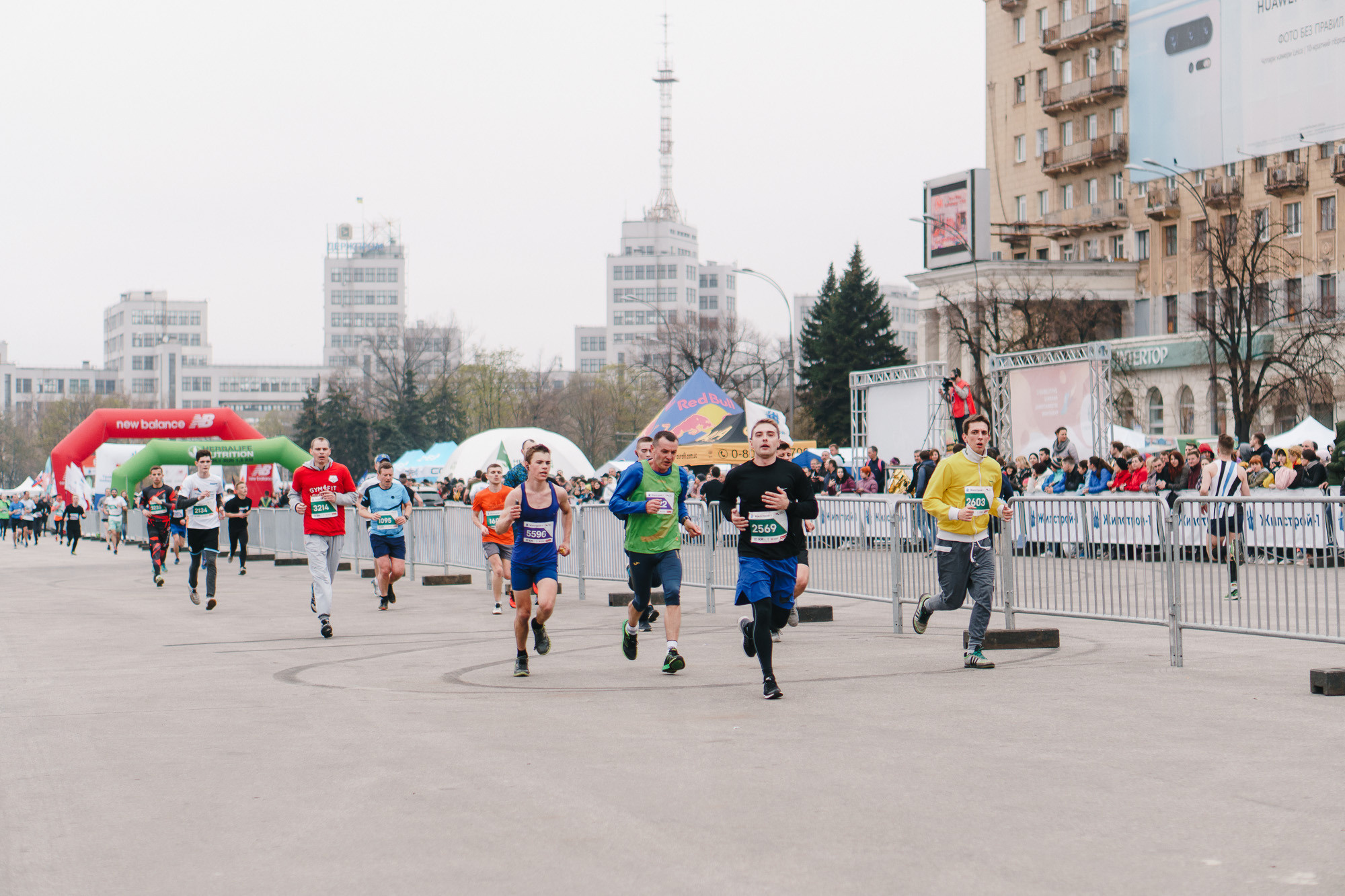 Жилстрой Марафон. Фото • Відео • Аерозйомка • Контент для бізнесу