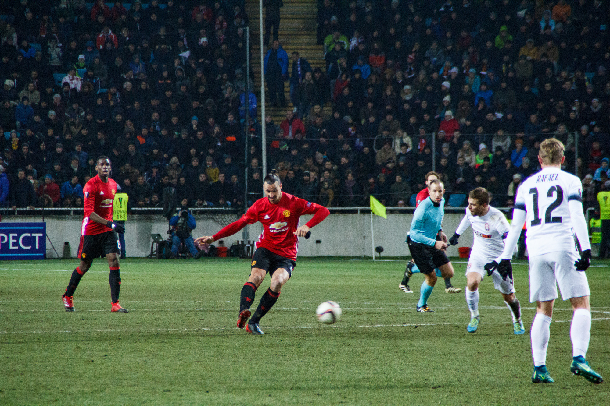 Заря Луганск — Манчестер Юнайтед. Фото • Відео • Аерозйомка • Контент для бізнесу
