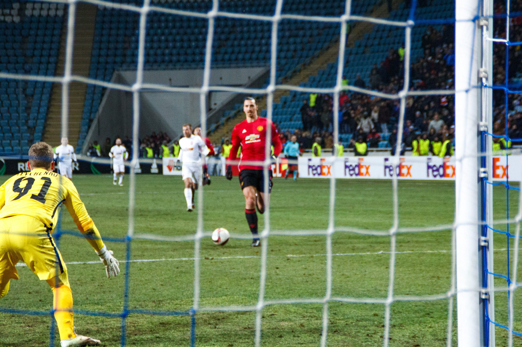 Заря Луганск — Манчестер Юнайтед. Фото • Відео • Аерозйомка • Контент для бізнесу