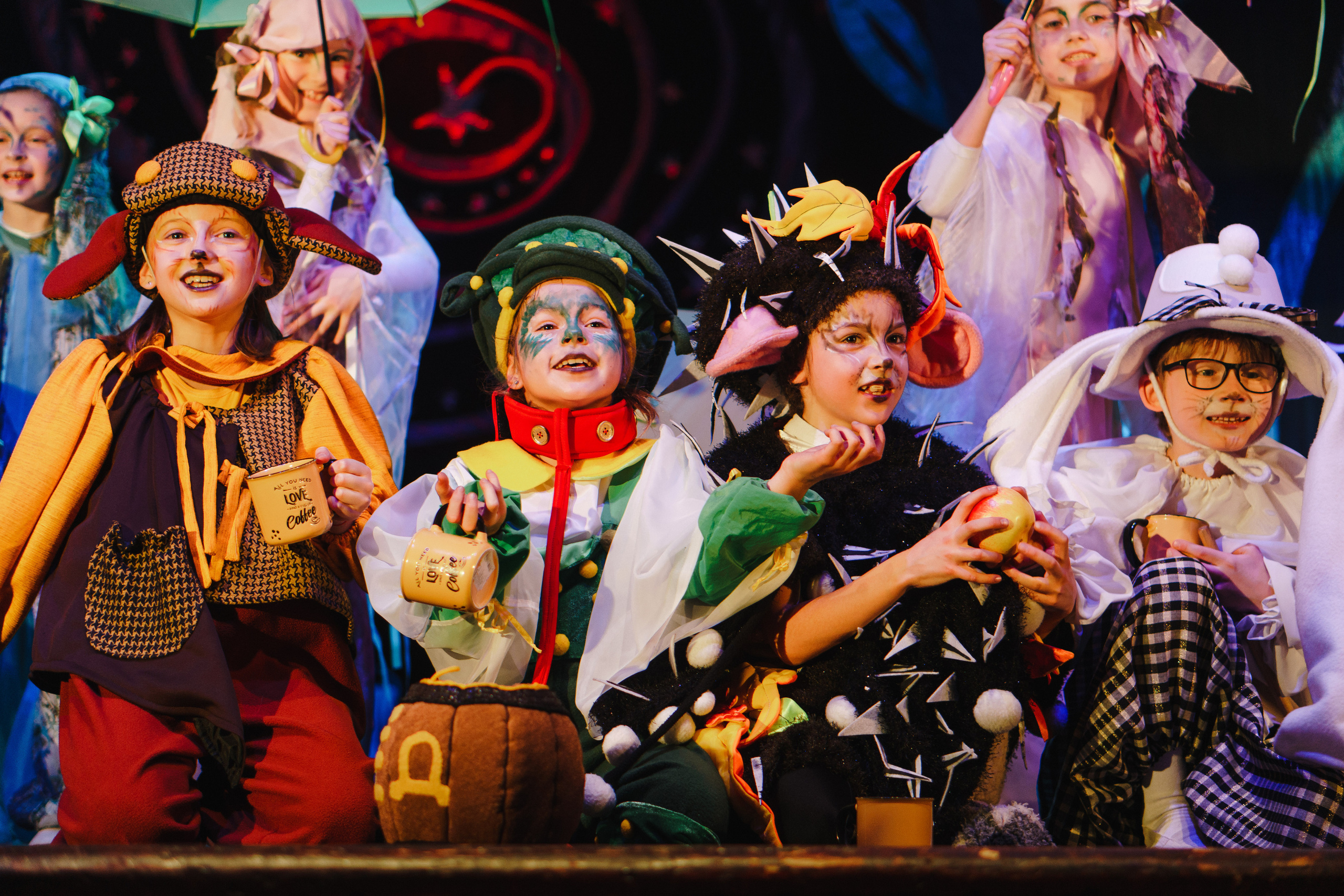 Театр «Сорванцы». Давайте никогда не расставаться. Фото • Відео • Аерозйомка • Контент для бізнесу