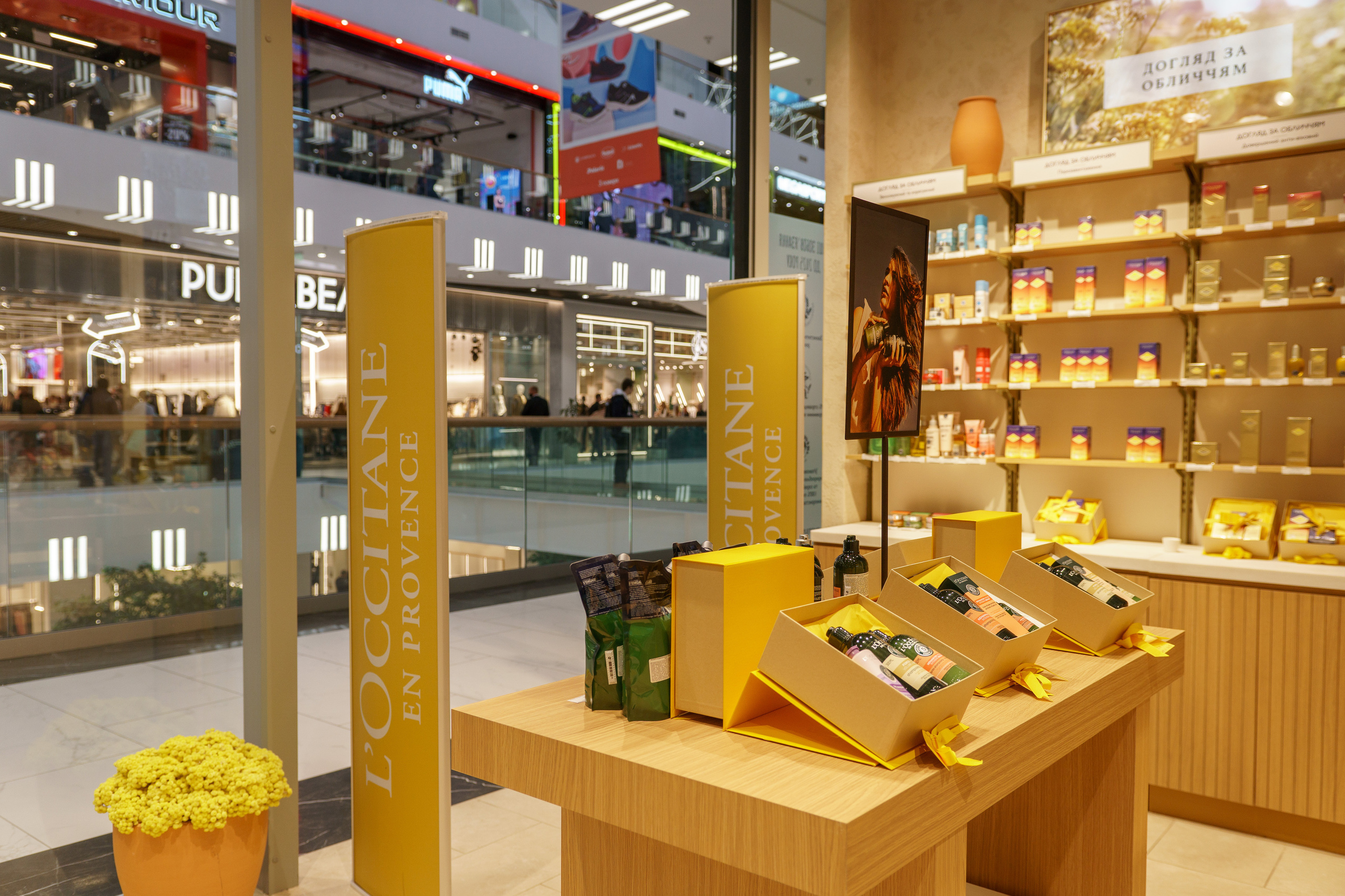 L'Occitane. Foto • Video • Produktion • Luftbildaufnahmen • Erstellung von Medien