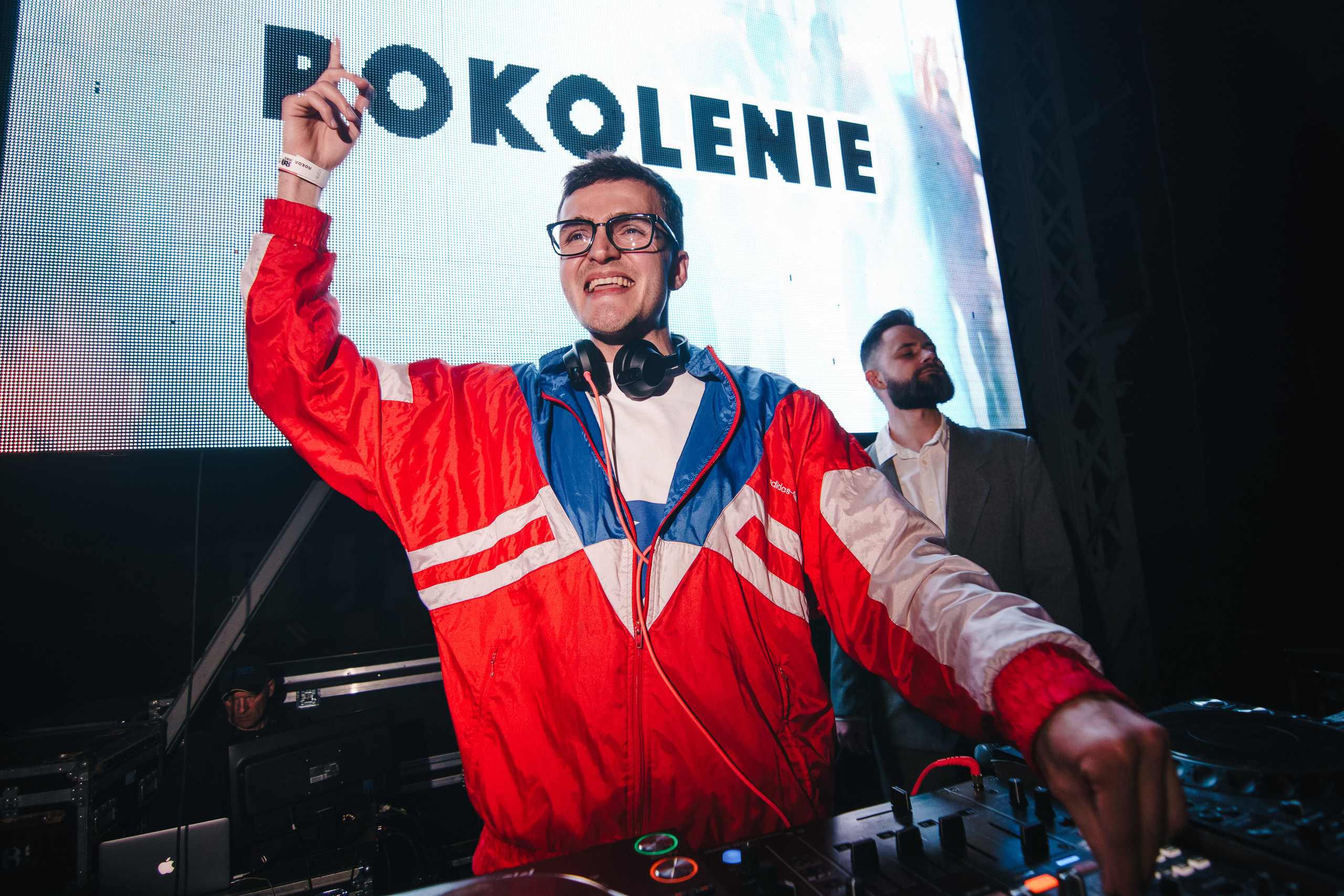 Фестиваль Поколение 90-х. День 2. Foto • Video • Produktion • Luftbildaufnahmen • Erstellung von Medien