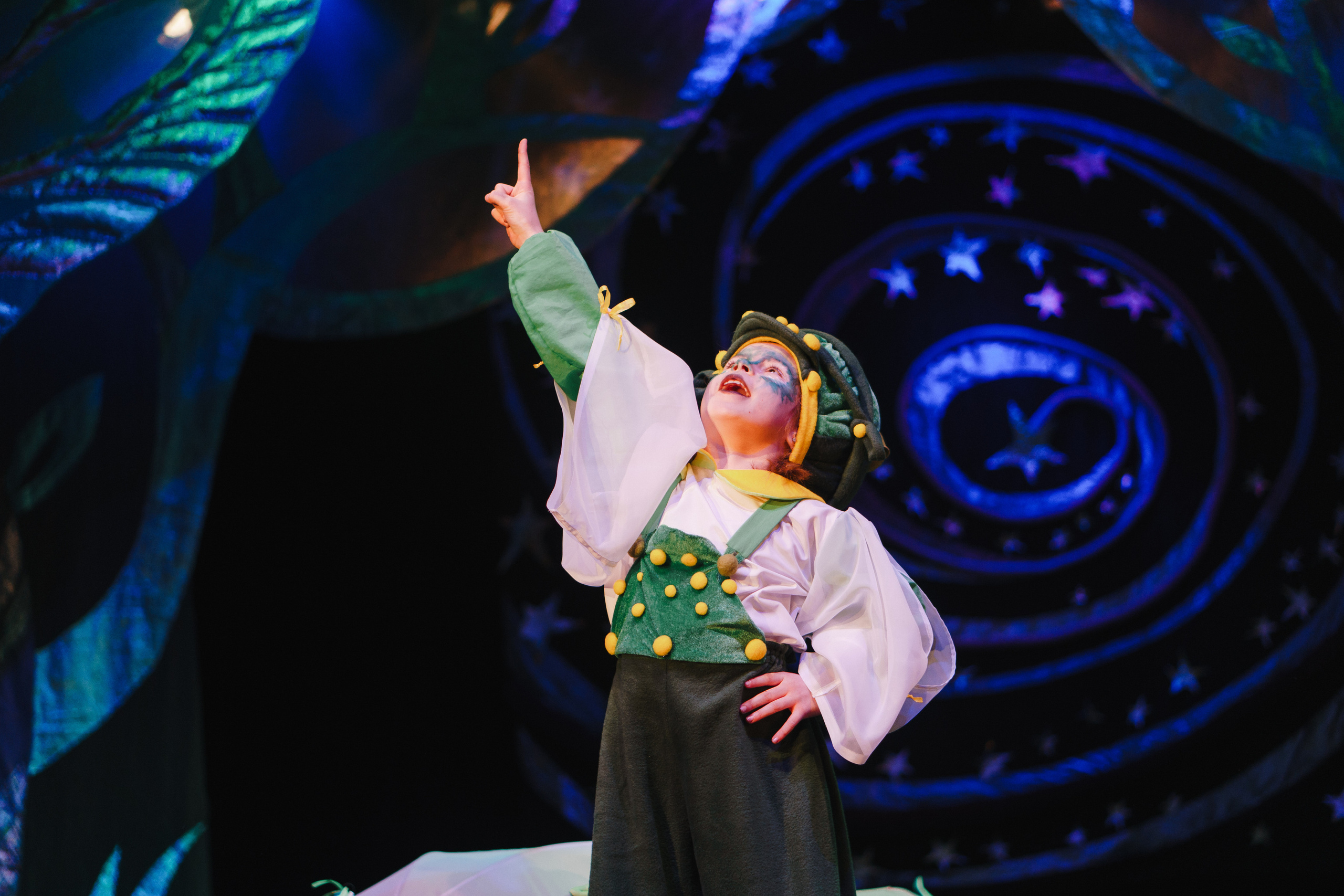 Театр «Сорванцы». Давайте никогда не расставаться. Фото • Відео • Аерозйомка • Контент для бізнесу