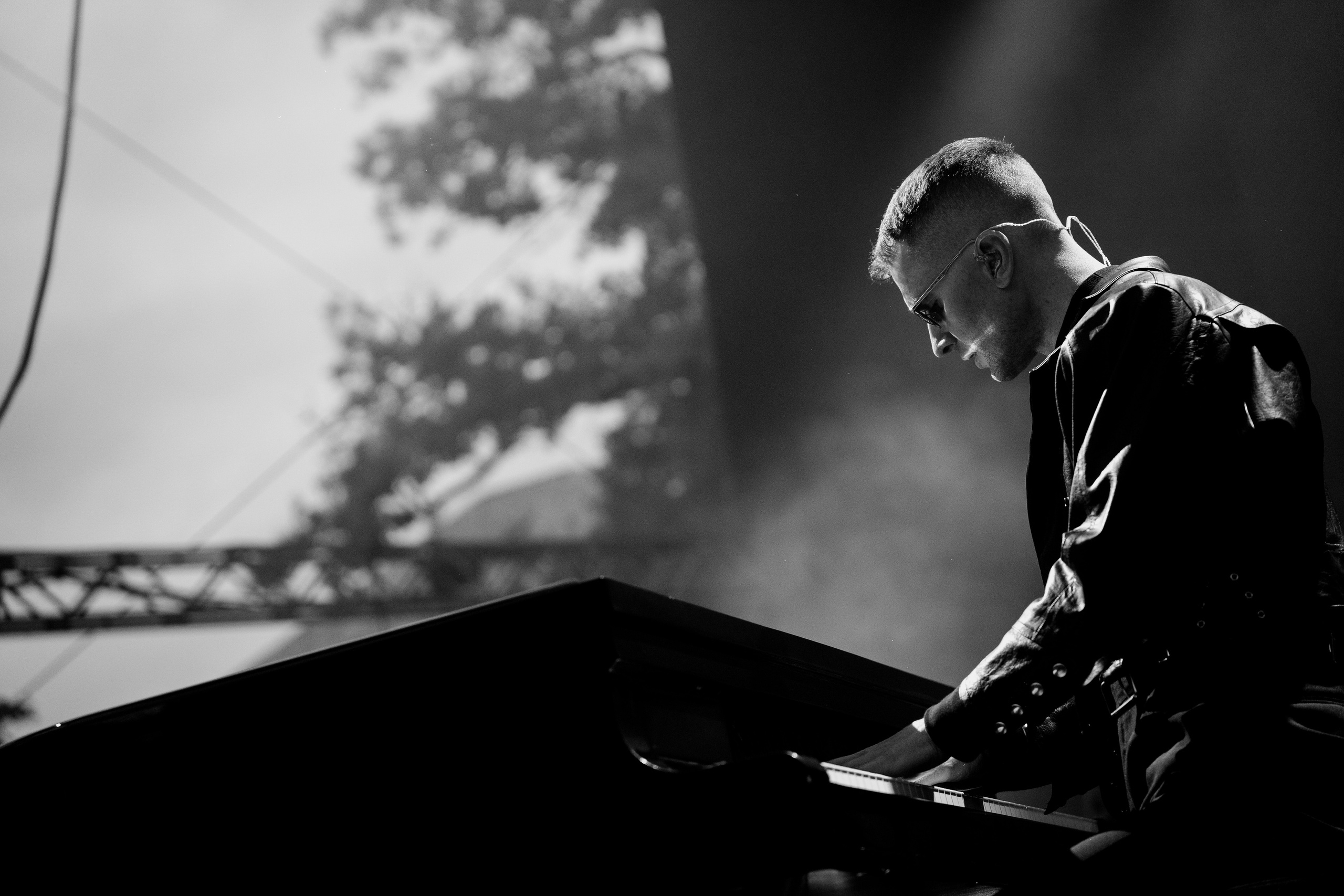 HURTS — Sigulda Medieval Castle. Фото • Відео • Аерозйомка • Контент для бізнесу