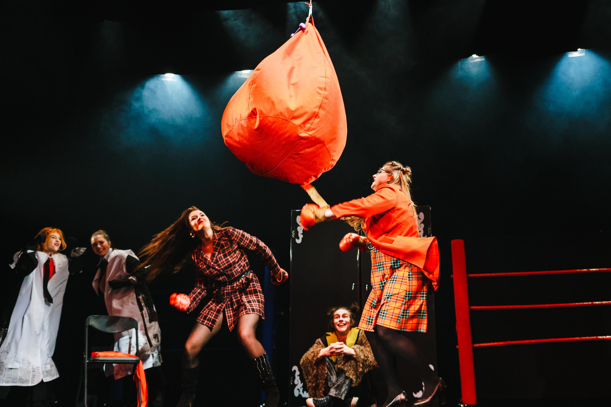 Театр «Сорванцы». Три плюс Кот. Премьера. Фото • Видео • Аэросъемка • Контент для бизнеса