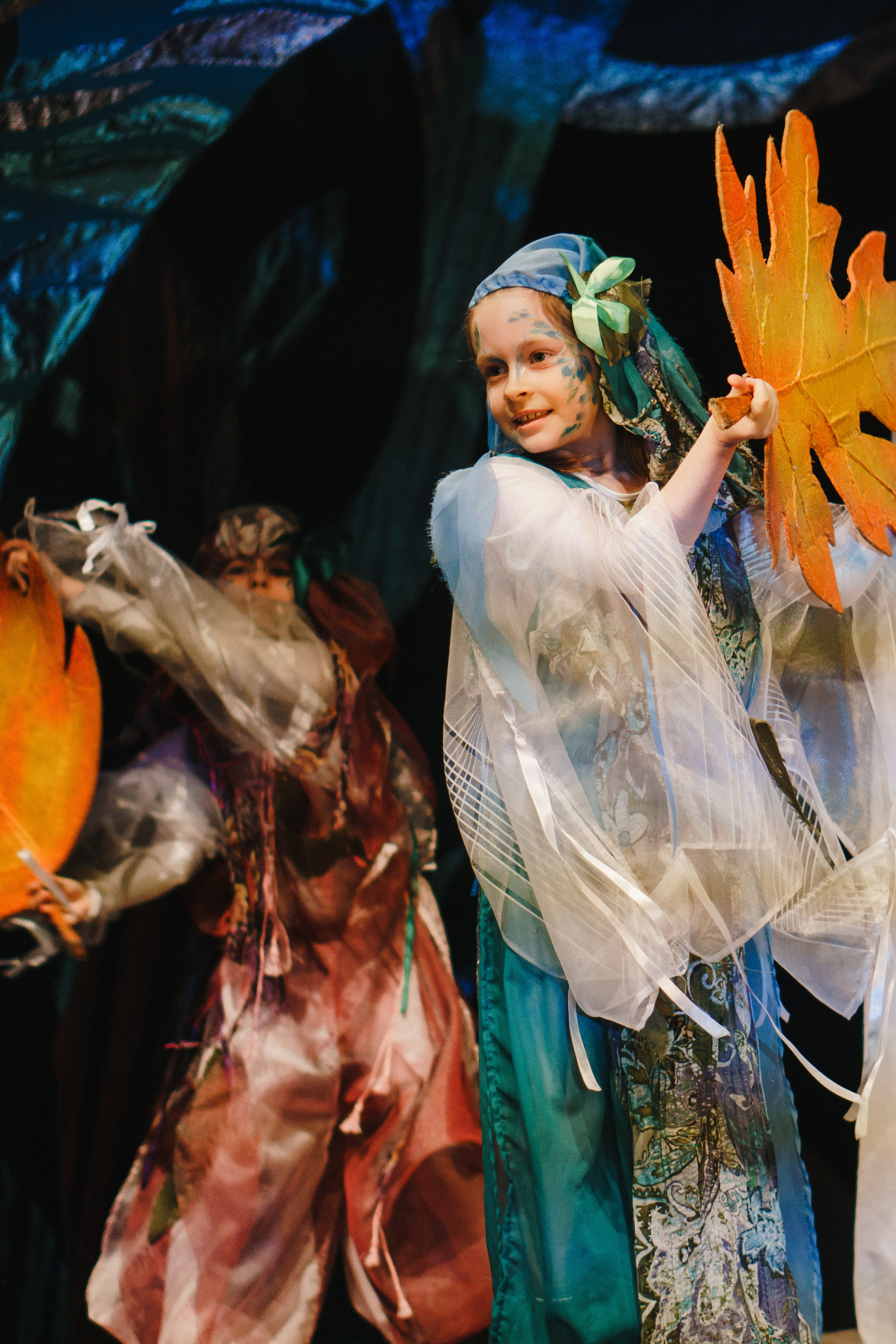 Театр «Сорванцы». Давайте никогда не расставаться. Фото • Відео • Аерозйомка • Контент для бізнесу