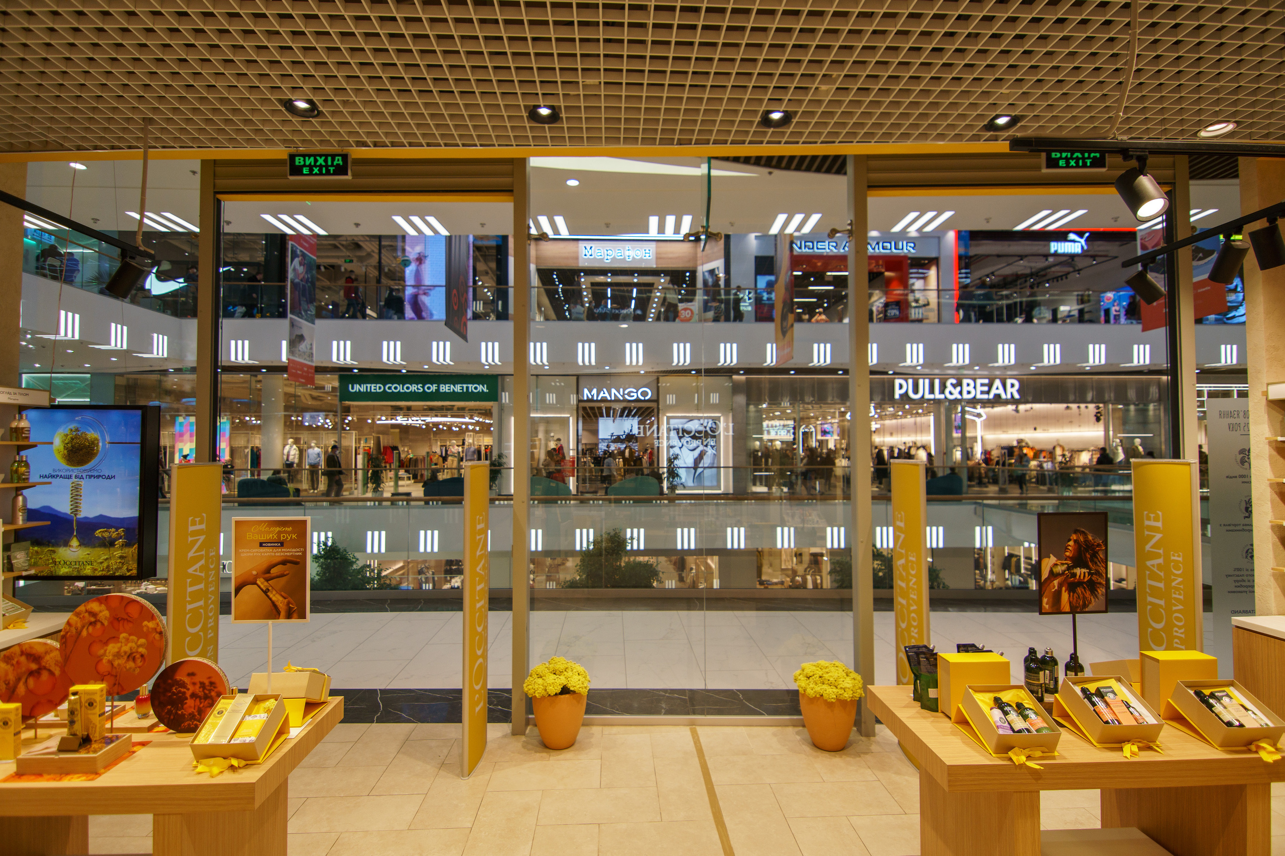 L'Occitane. Foto • Video • Produktion • Luftbildaufnahmen • Erstellung von Medien