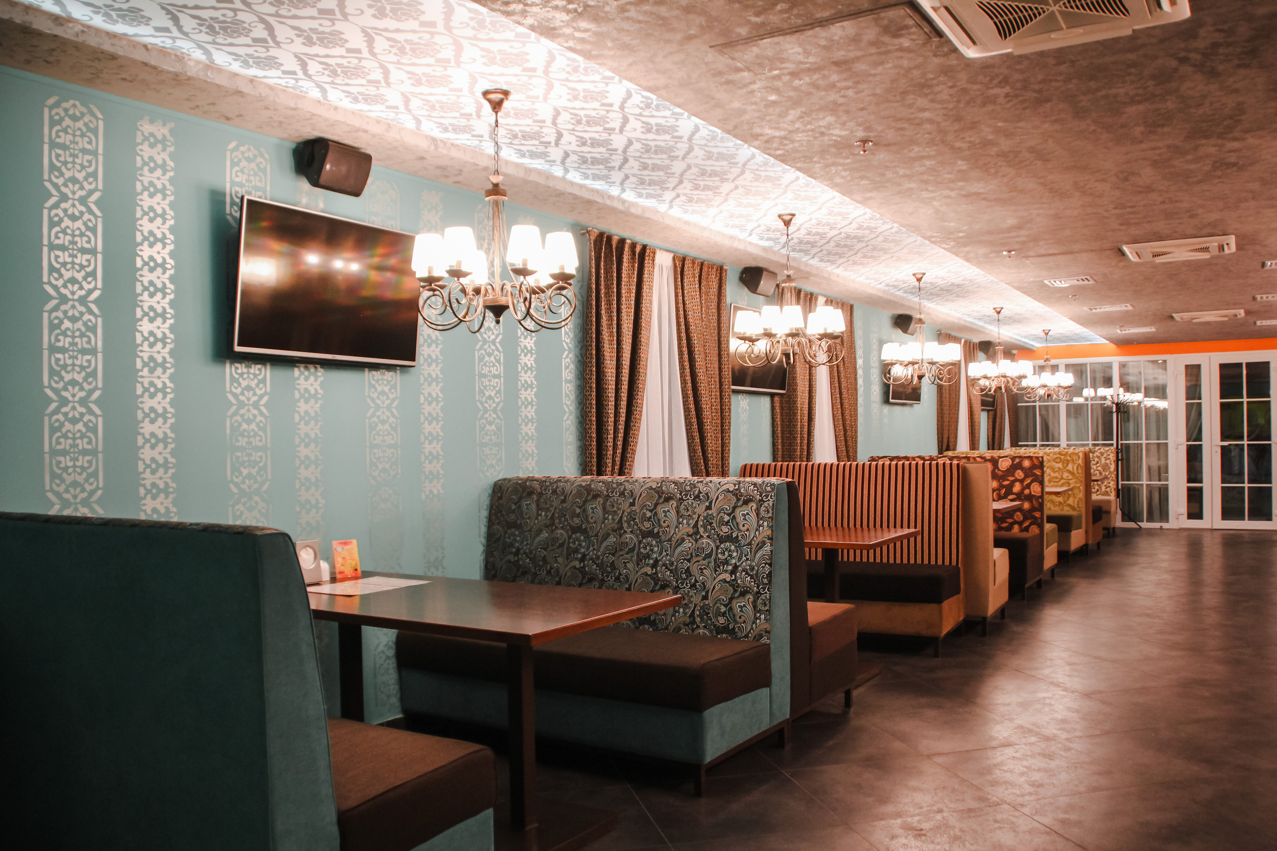 Элементы декора интерьера супермаркета «Рост». Foto • Video • Produktion • Luftbildaufnahmen • Erstellung von Medien