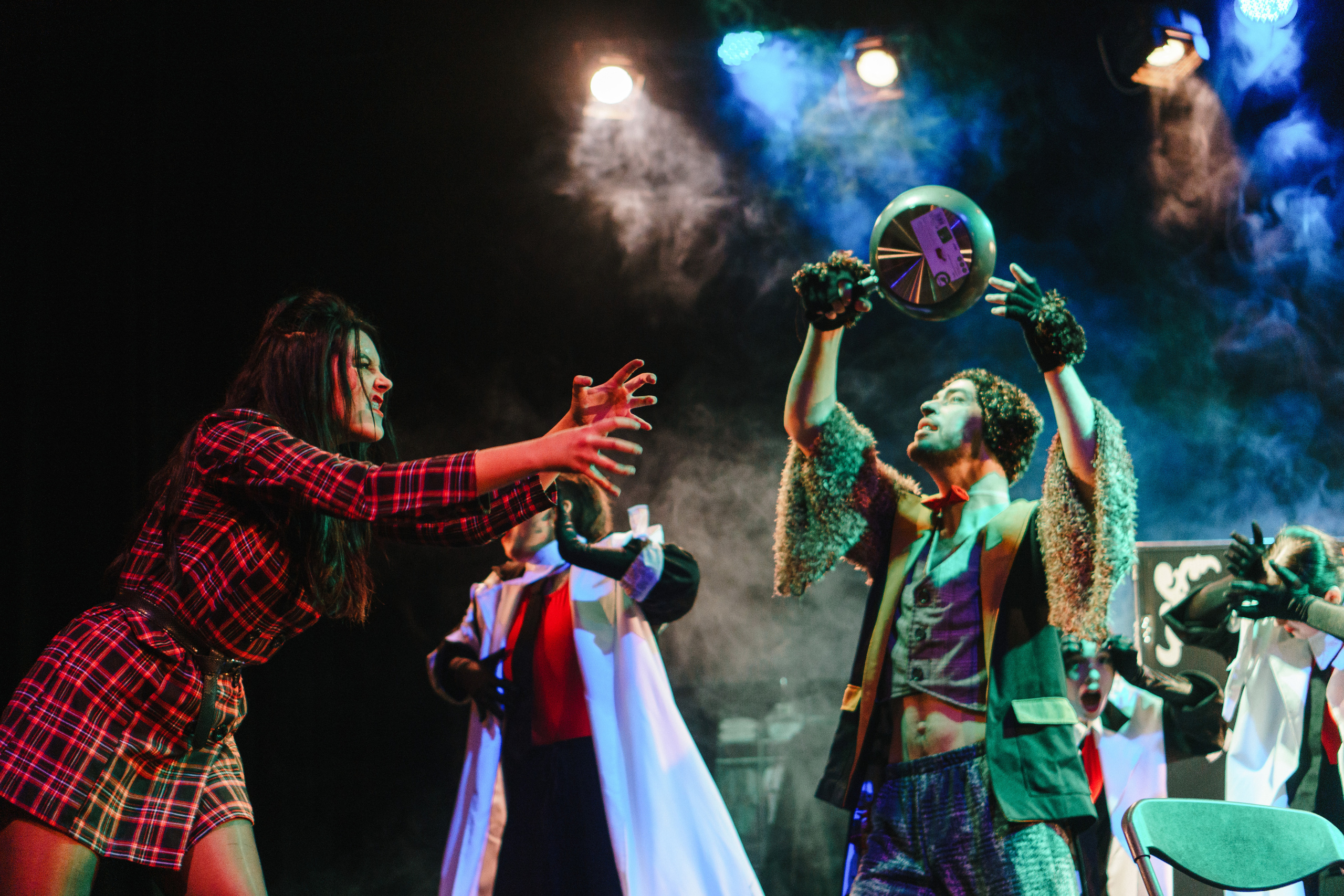 Театр «Сорванцы». Три плюс Кот. Фото • Видео • Аэросъемка • Контент для бизнеса