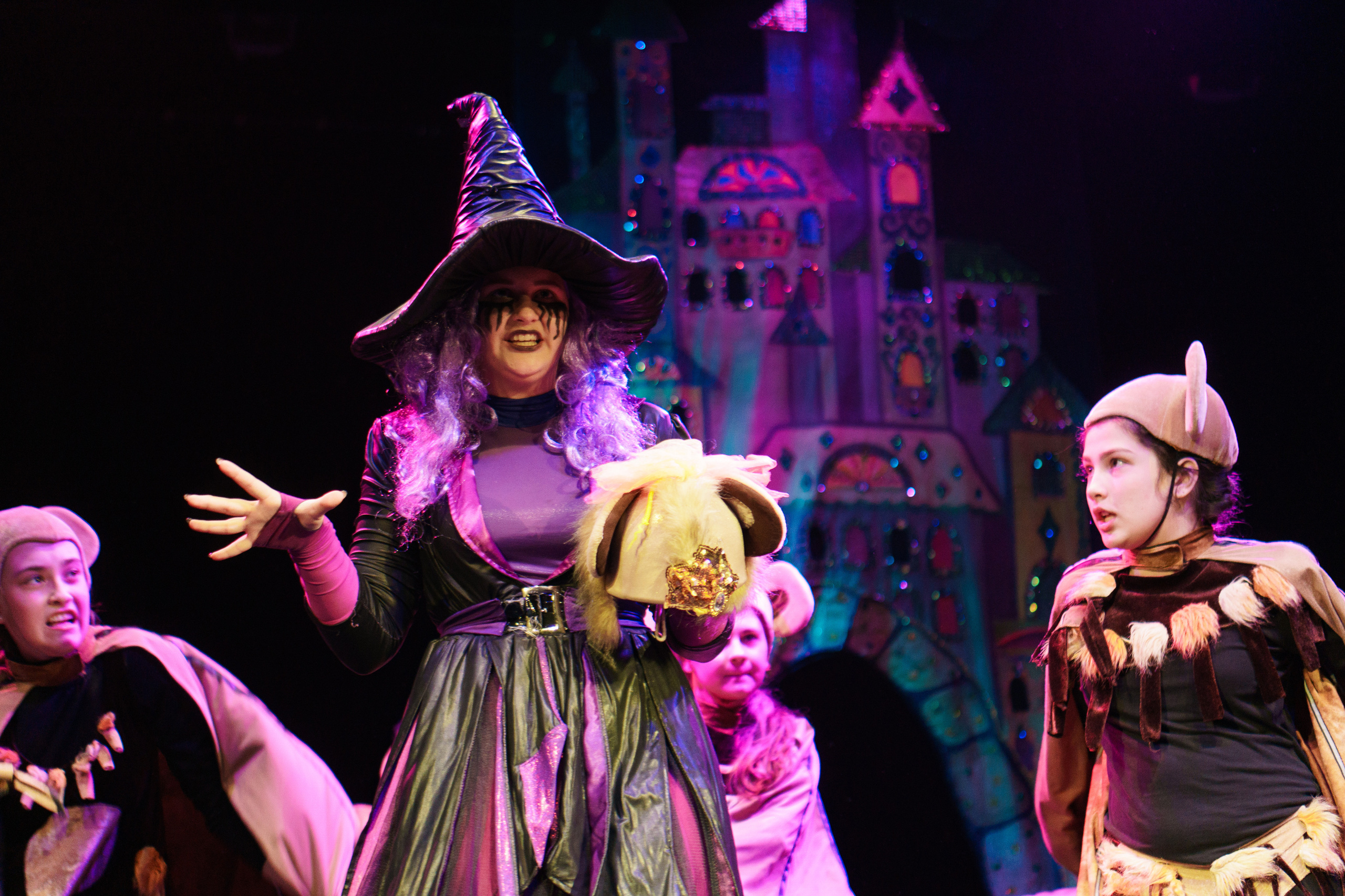 Театр «Сорванцы». Волшебник Изумрудного города. Фото • Видео • Аэросъемка • Контент для бизнеса