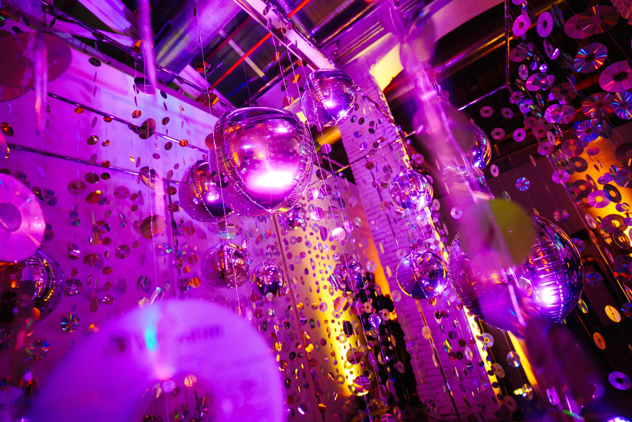 Barcelona — We shine together. Foto • Video • Produktion • Luftbildaufnahmen • Erstellung von Medien