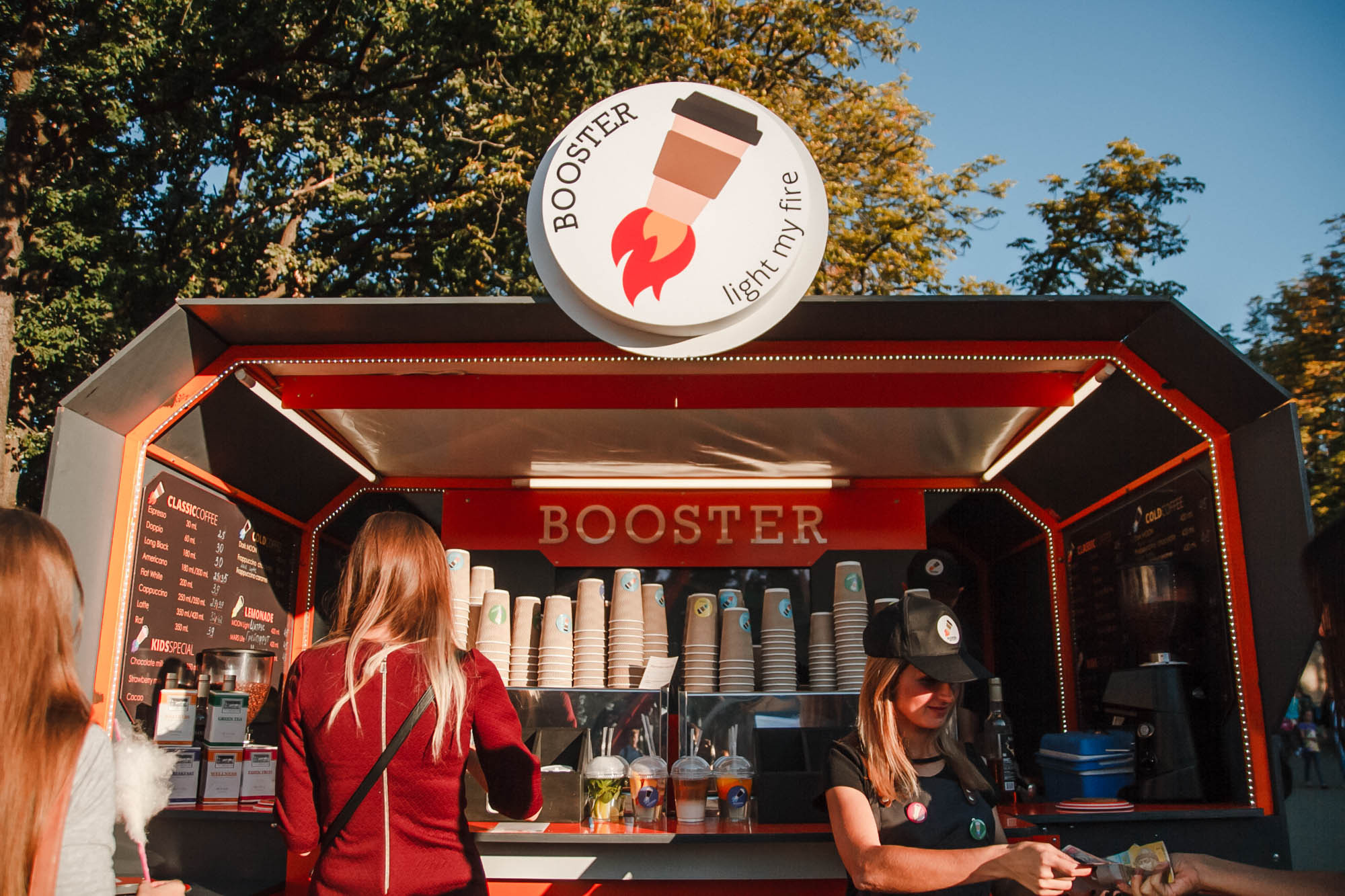 Фестиваль кофе в Центральном парке. Foto • Video • Produktion • Luftbildaufnahmen • Erstellung von Medien