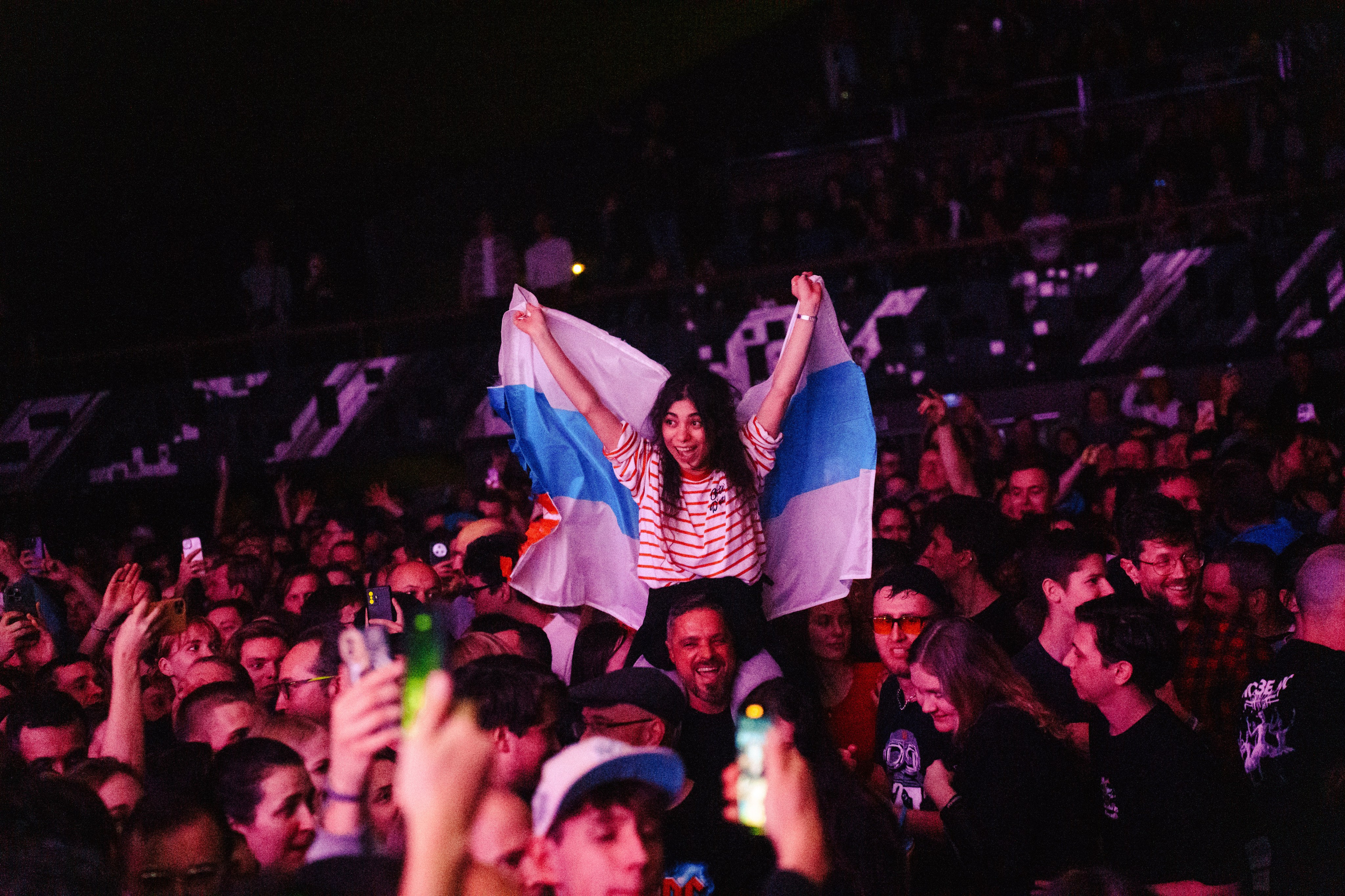 ИNОЙ — Порнофильмы. Frankfurt — Jahrhunderthalle. Фото • Відео • Аерозйомка • Контент для бізнесу