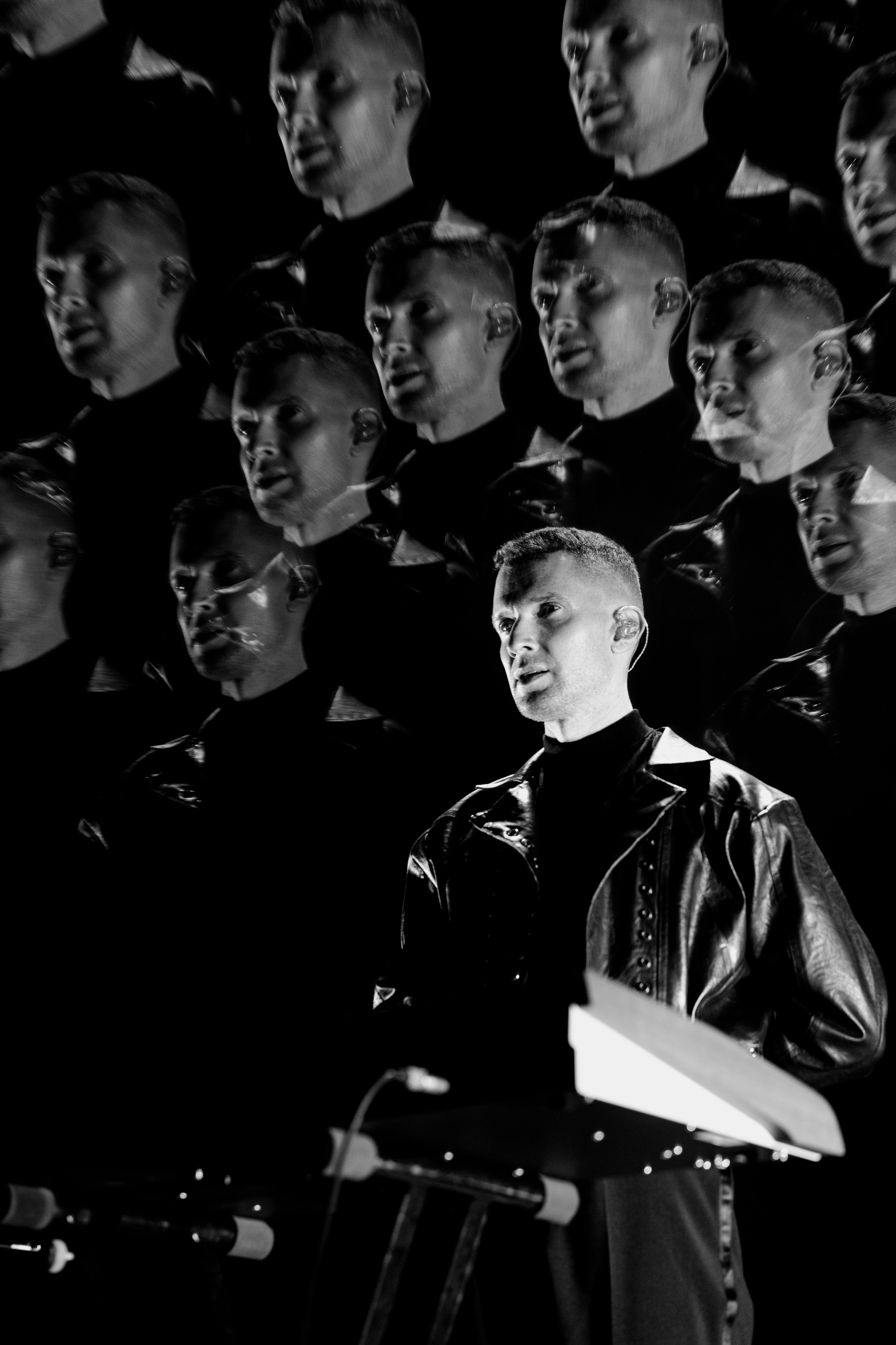 HURTS — Sigulda Medieval Castle. Фото • Відео • Аерозйомка • Контент для бізнесу