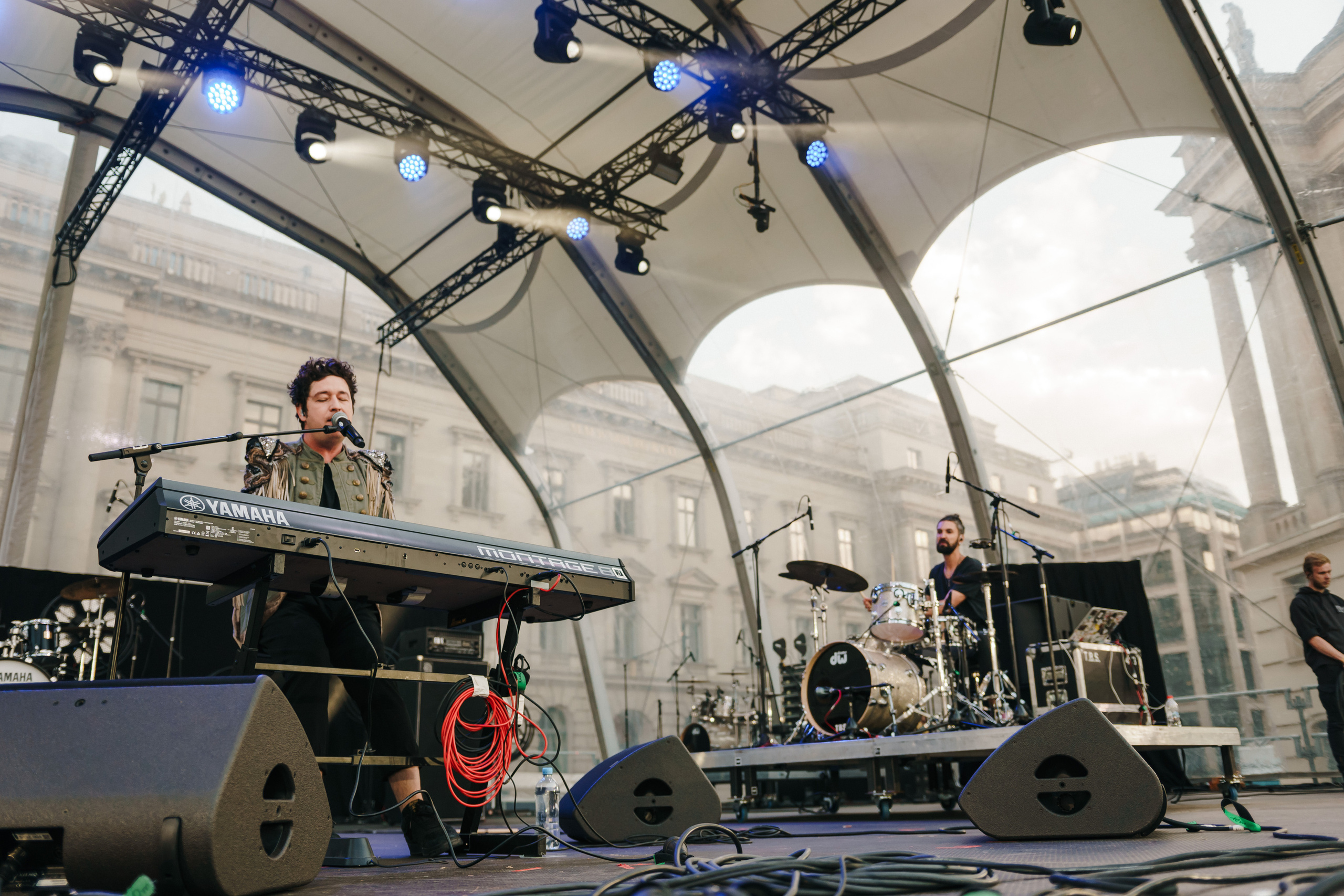 Life Will Win. Berlin. Photo • Video • Production • Aerial • Media Creation