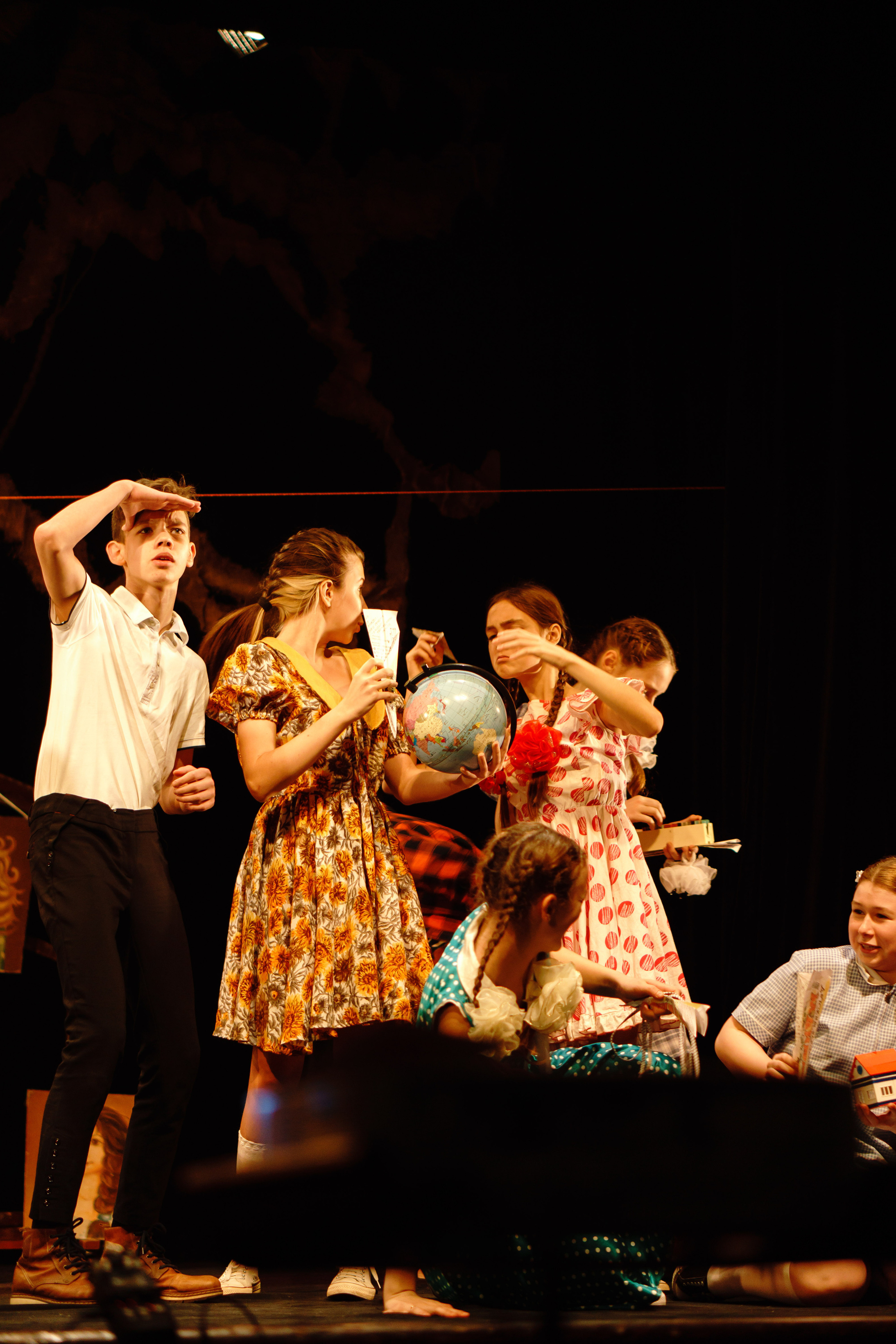 Театр «Сорванцы». Манюня. Фото • Відео • Аерозйомка • Контент для бізнесу