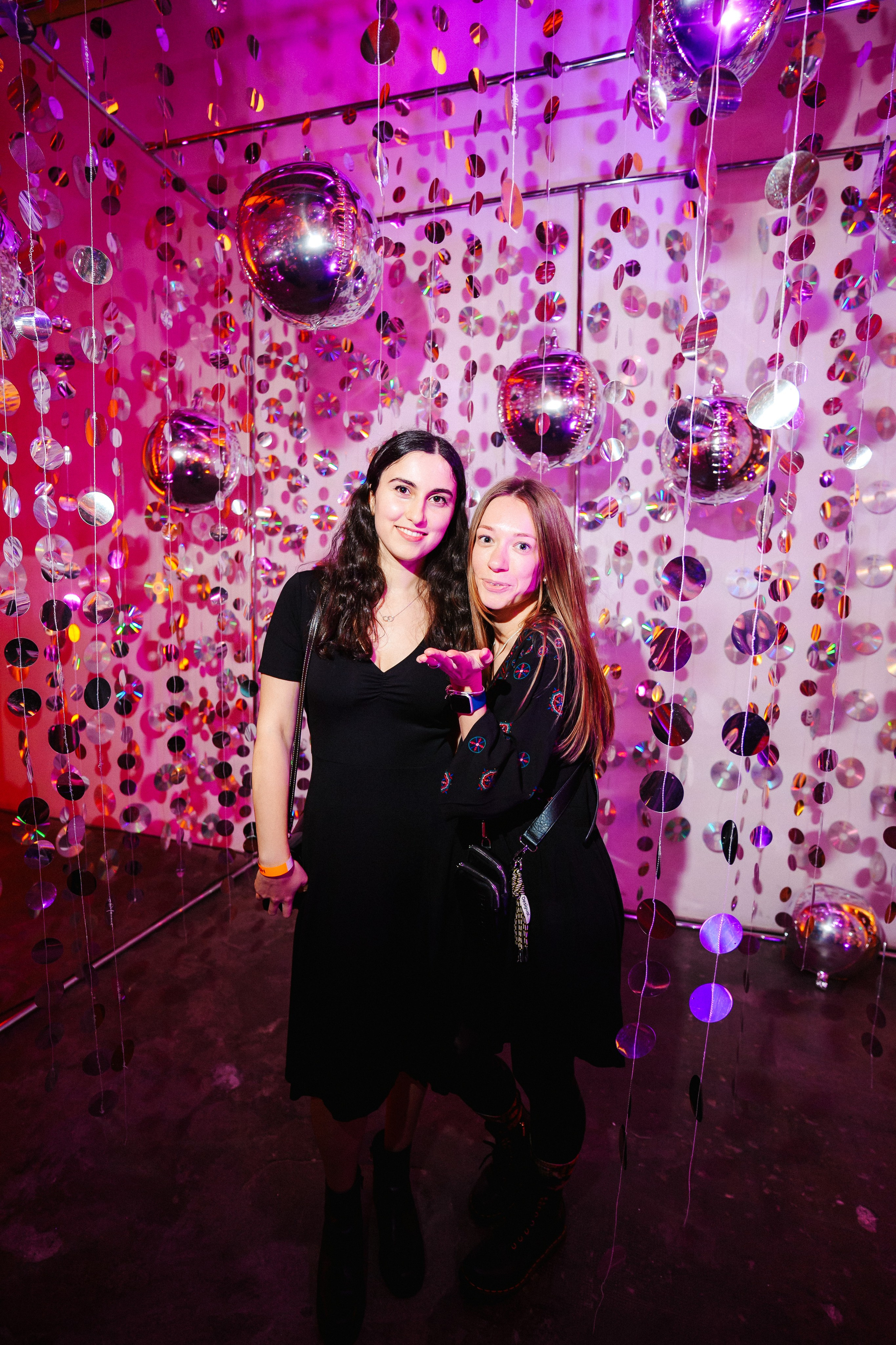 Barcelona — We shine together. Foto • Video • Produktion • Luftbildaufnahmen • Erstellung von Medien