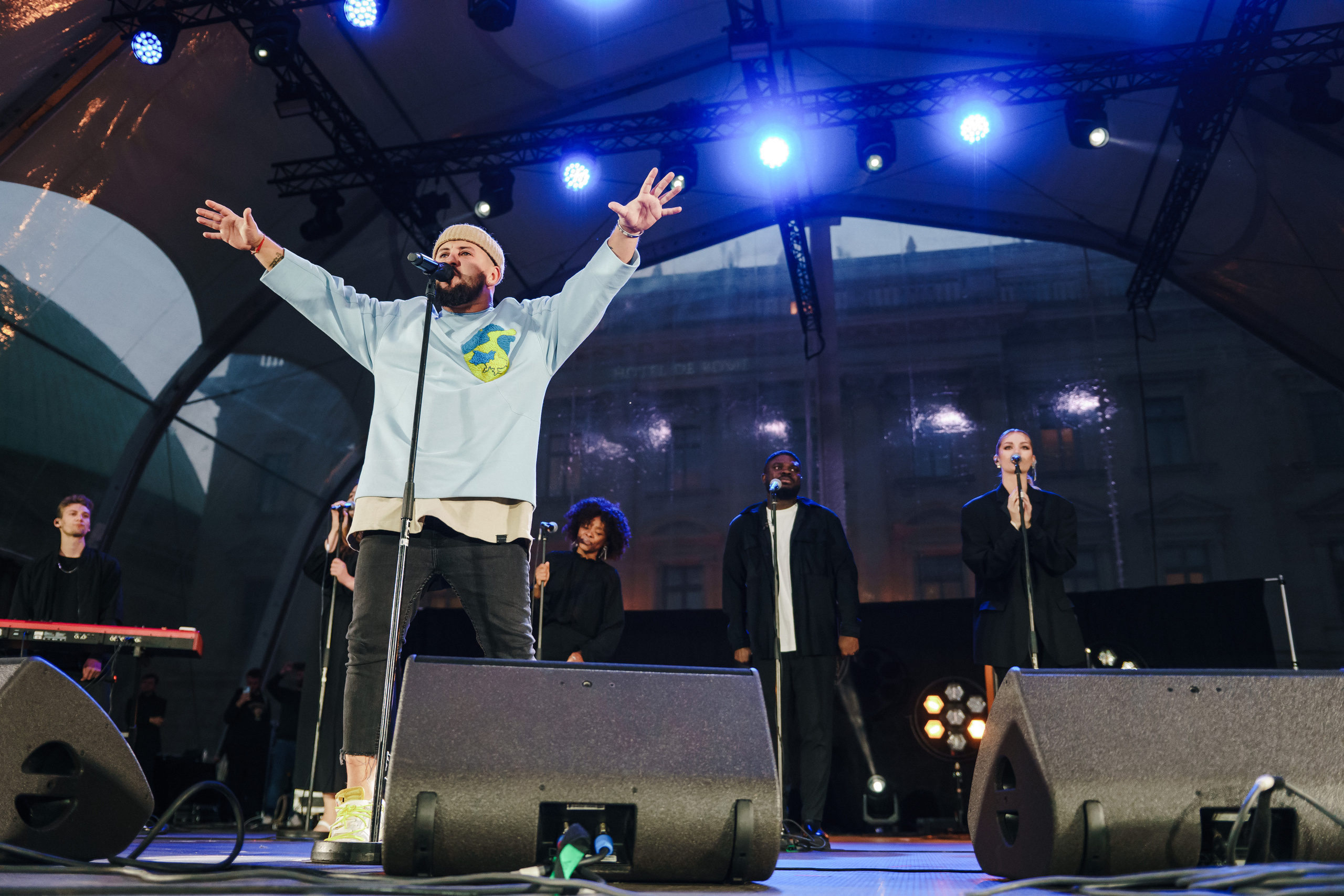 Life Will Win. Berlin. Photo • Video • Production • Aerial • Media Creation