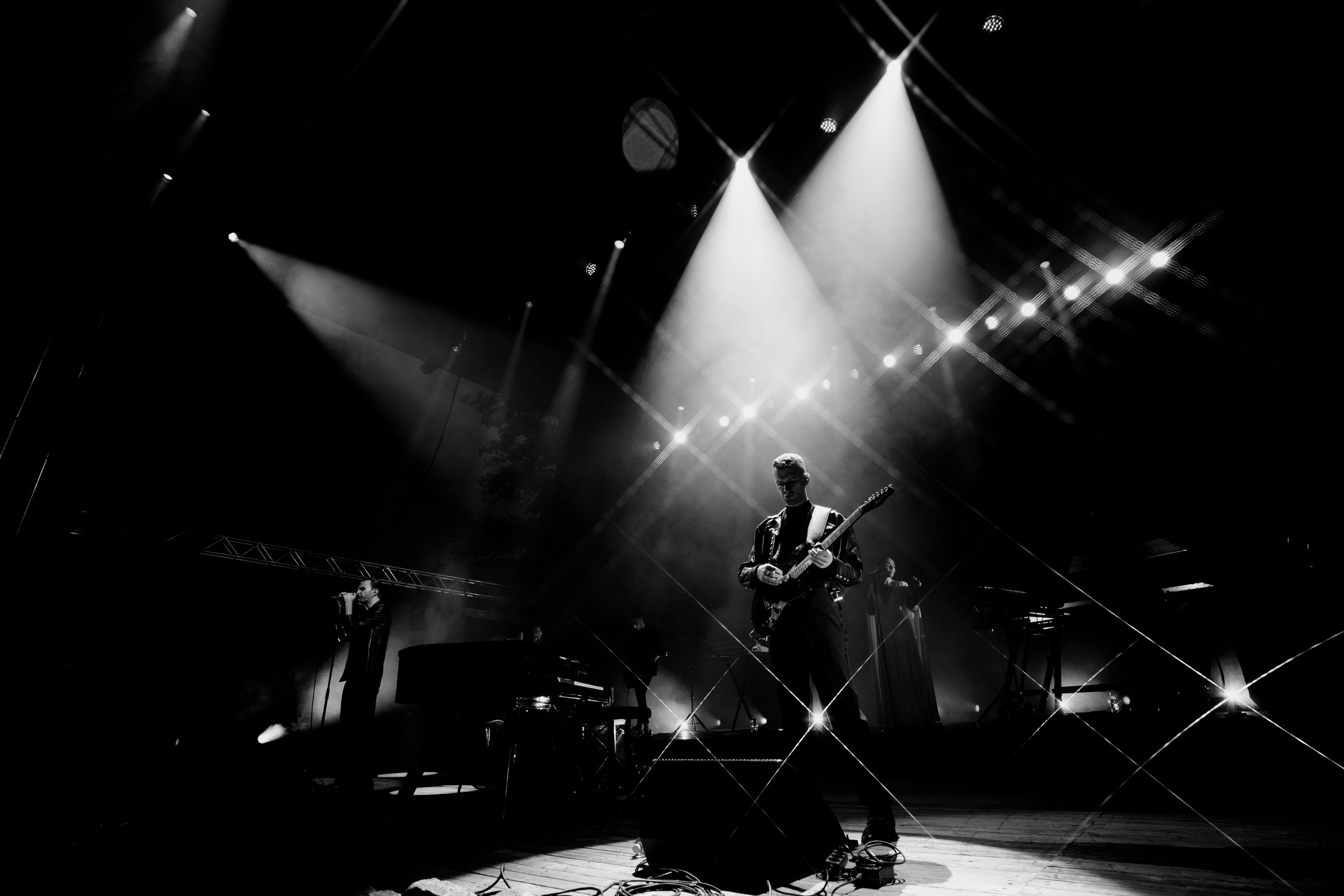 HURTS — Sigulda Medieval Castle. Фото • Відео • Аерозйомка • Контент для бізнесу