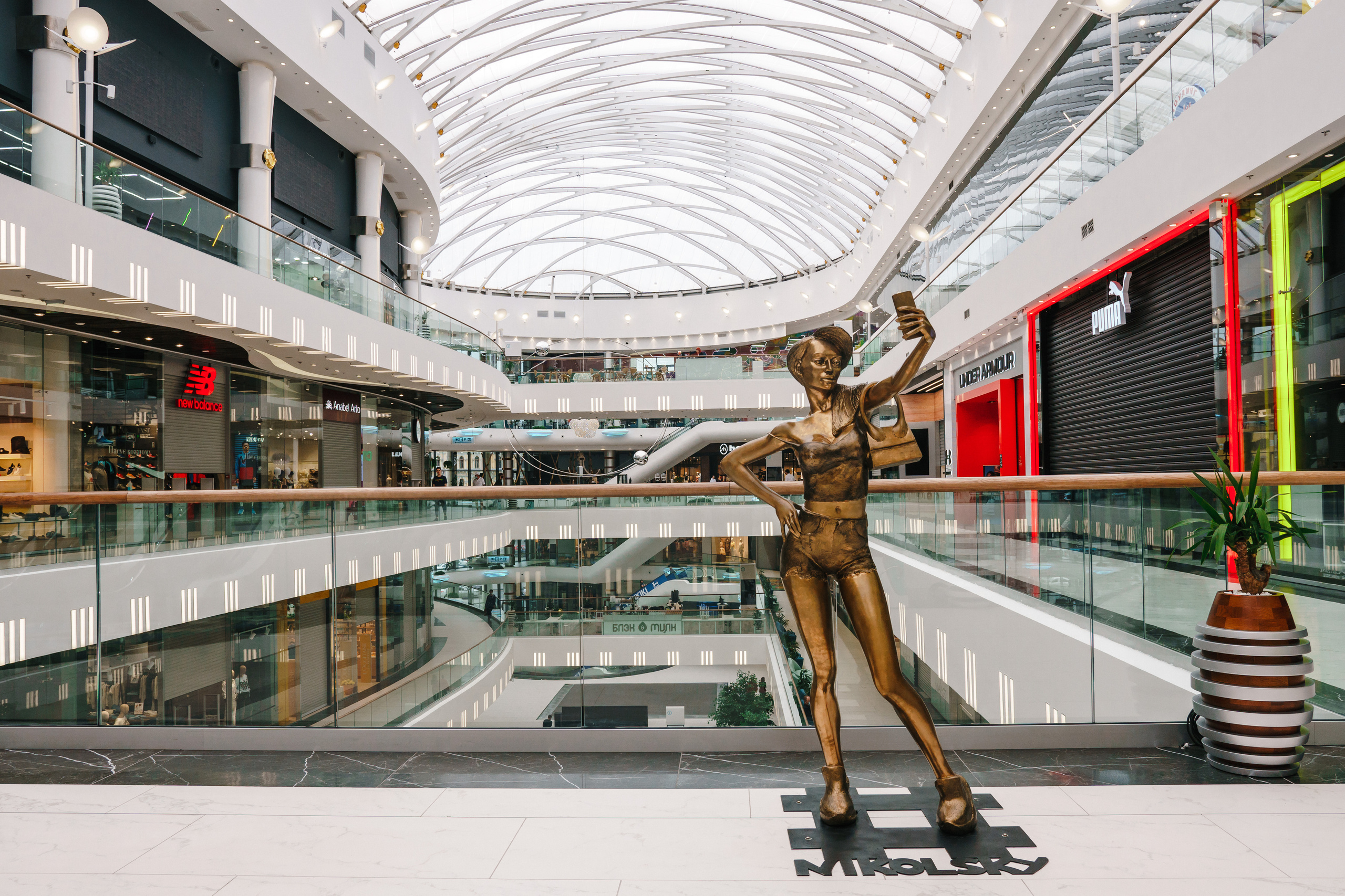 ТРЦ NIKOLSKY. Foto • Video • Produktion • Luftbildaufnahmen • Erstellung von Medien