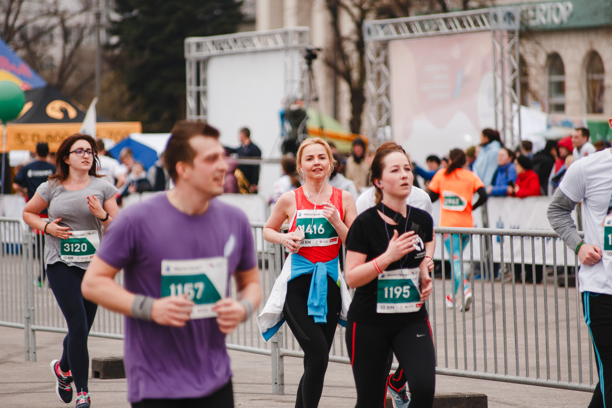 Жилстрой Марафон. Фото • Відео • Аерозйомка • Контент для бізнесу