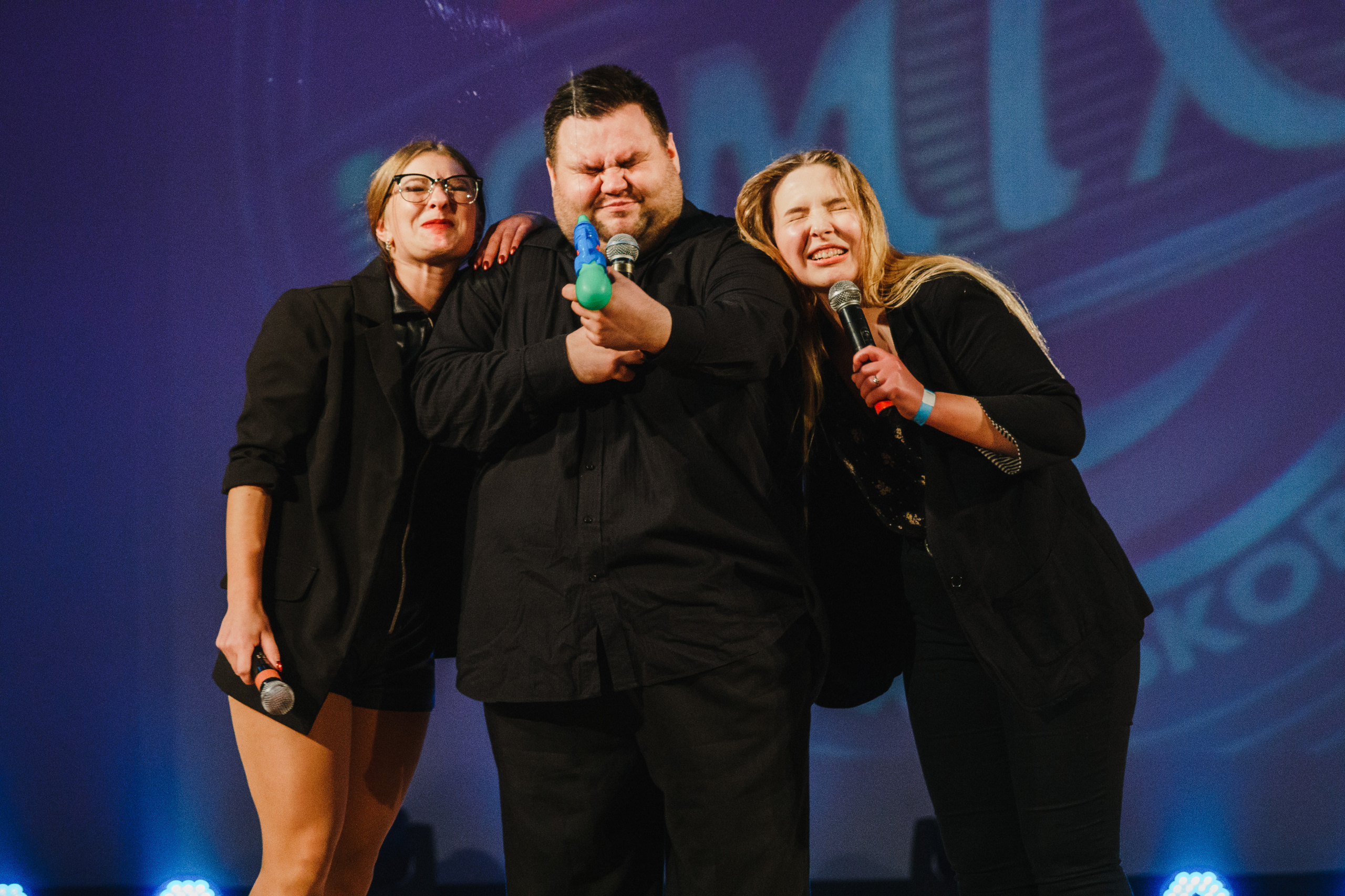 Лига Смеха. Харьков — ХНАТОБ. Фото • Відео • Аерозйомка • Контент для бізнесу