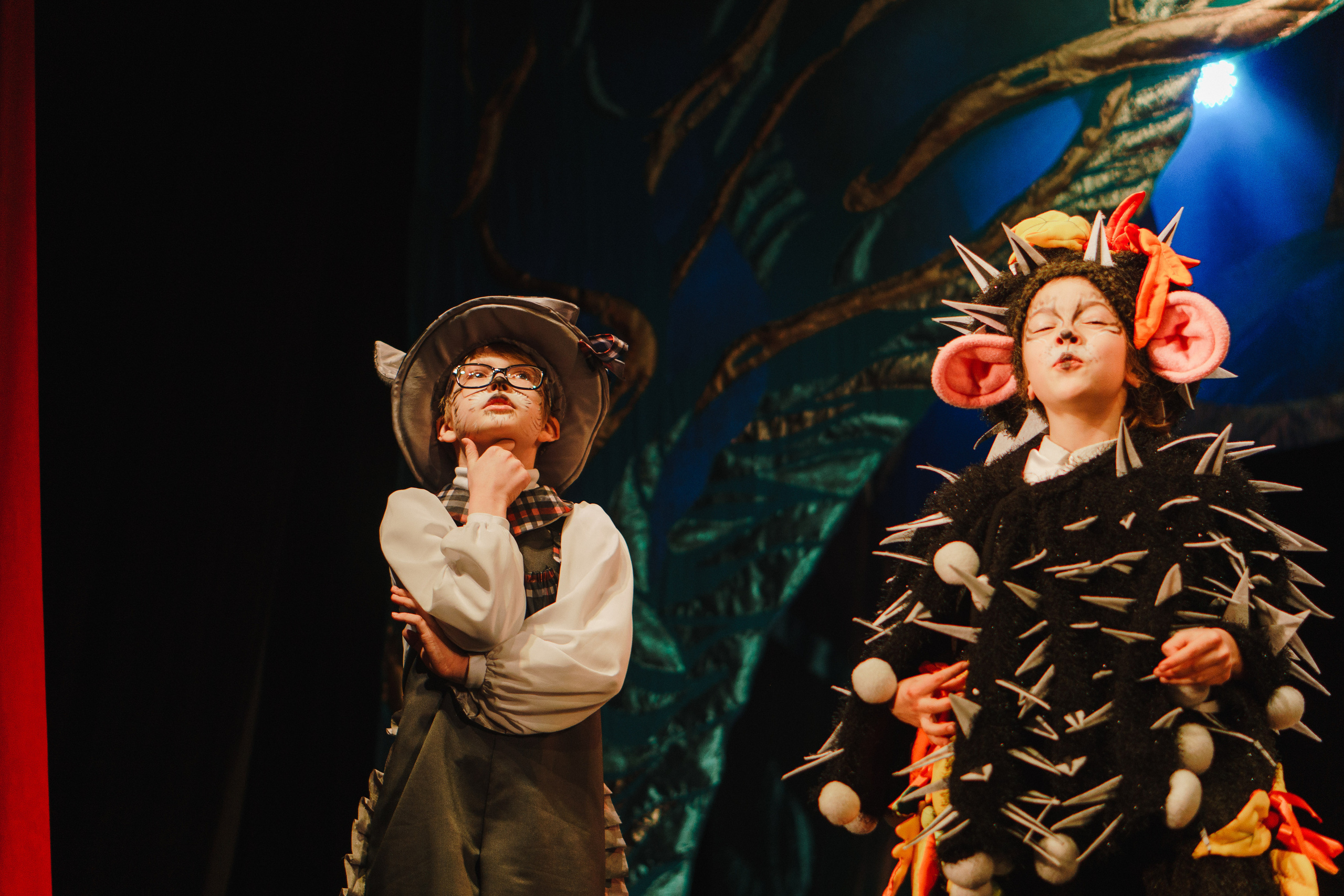 Театр «Сорванцы». Давайте никогда не расставаться. Фото • Відео • Аерозйомка • Контент для бізнесу