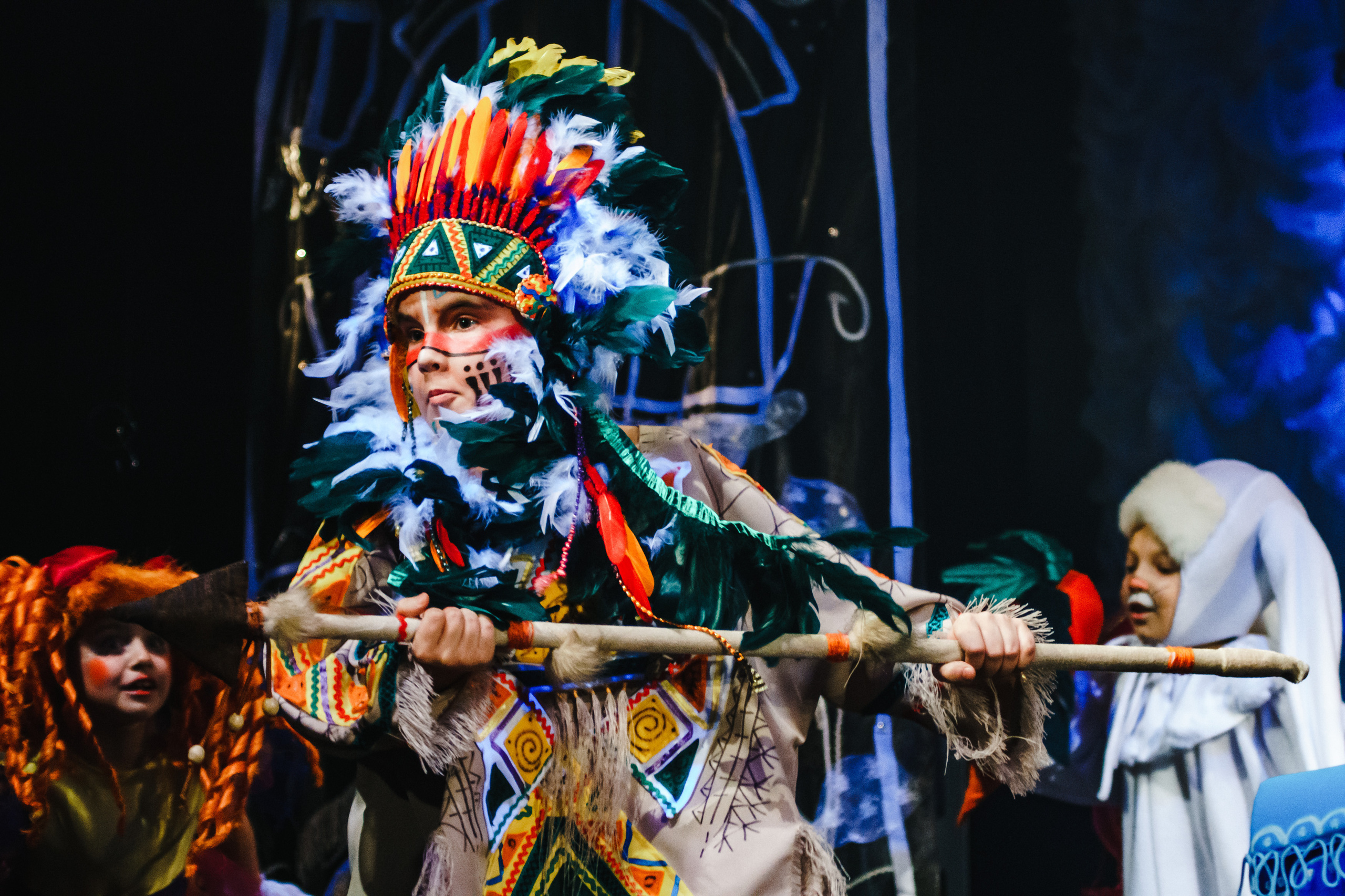 Театр «Сорванцы». Голубая стрела. Фото • Видео • Аэросъемка • Контент для бизнеса