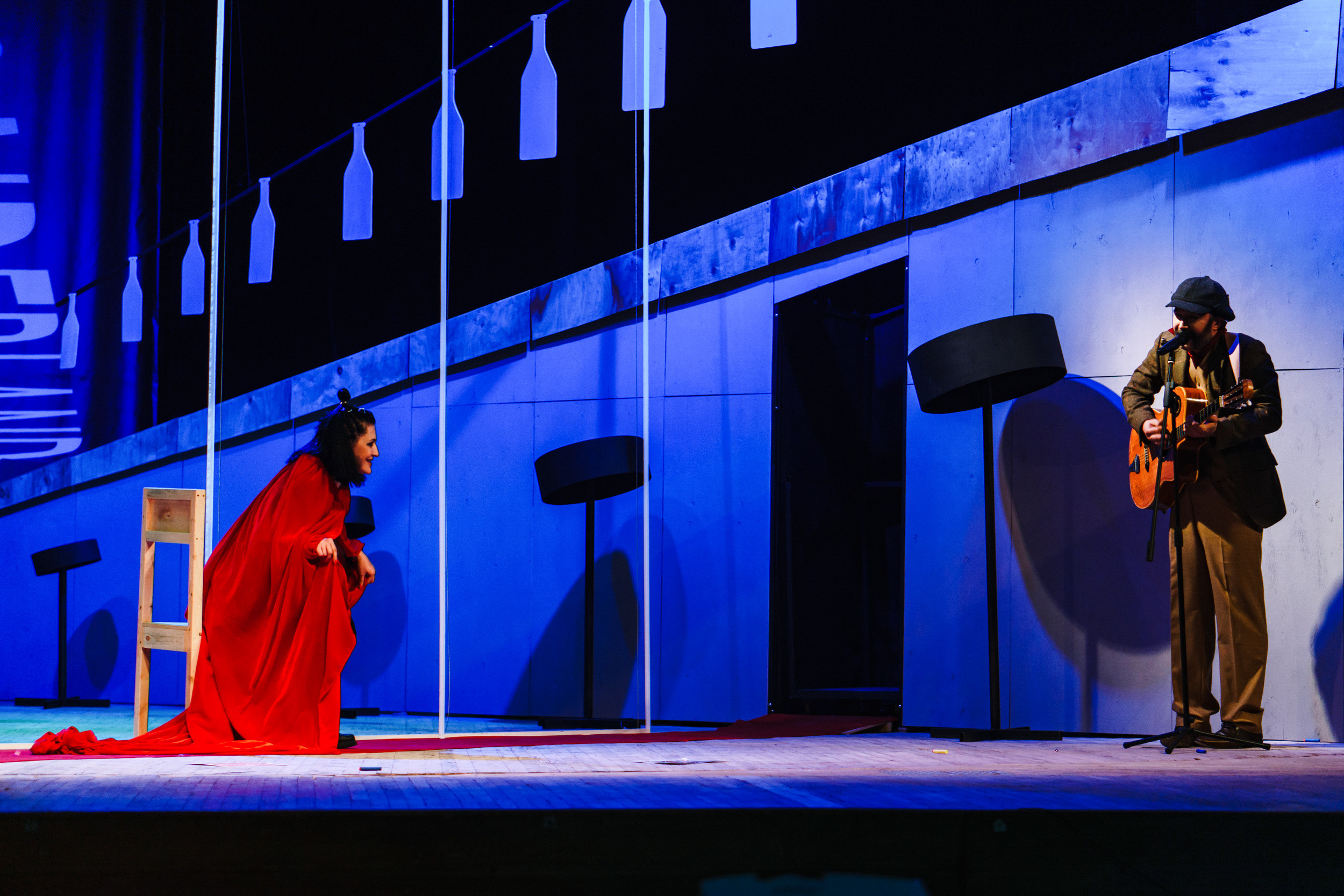 Театр «Прекрасные Цветы». Alice in Wonderland. Фото • Відео • Аерозйомка • Контент для бізнесу