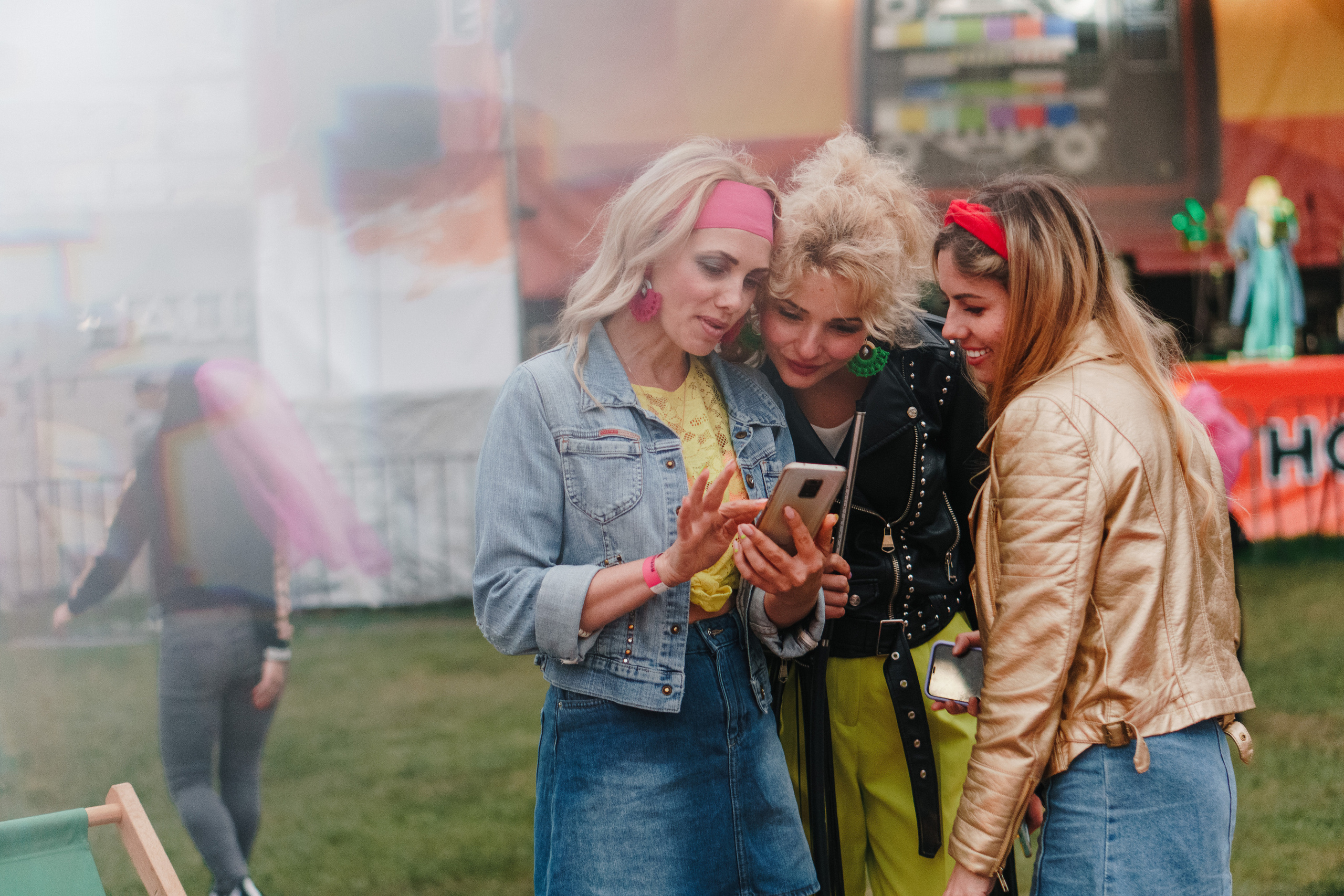 Фестиваль Поколение 90-х. День 2. Foto • Video • Produktion • Luftbildaufnahmen • Erstellung von Medien