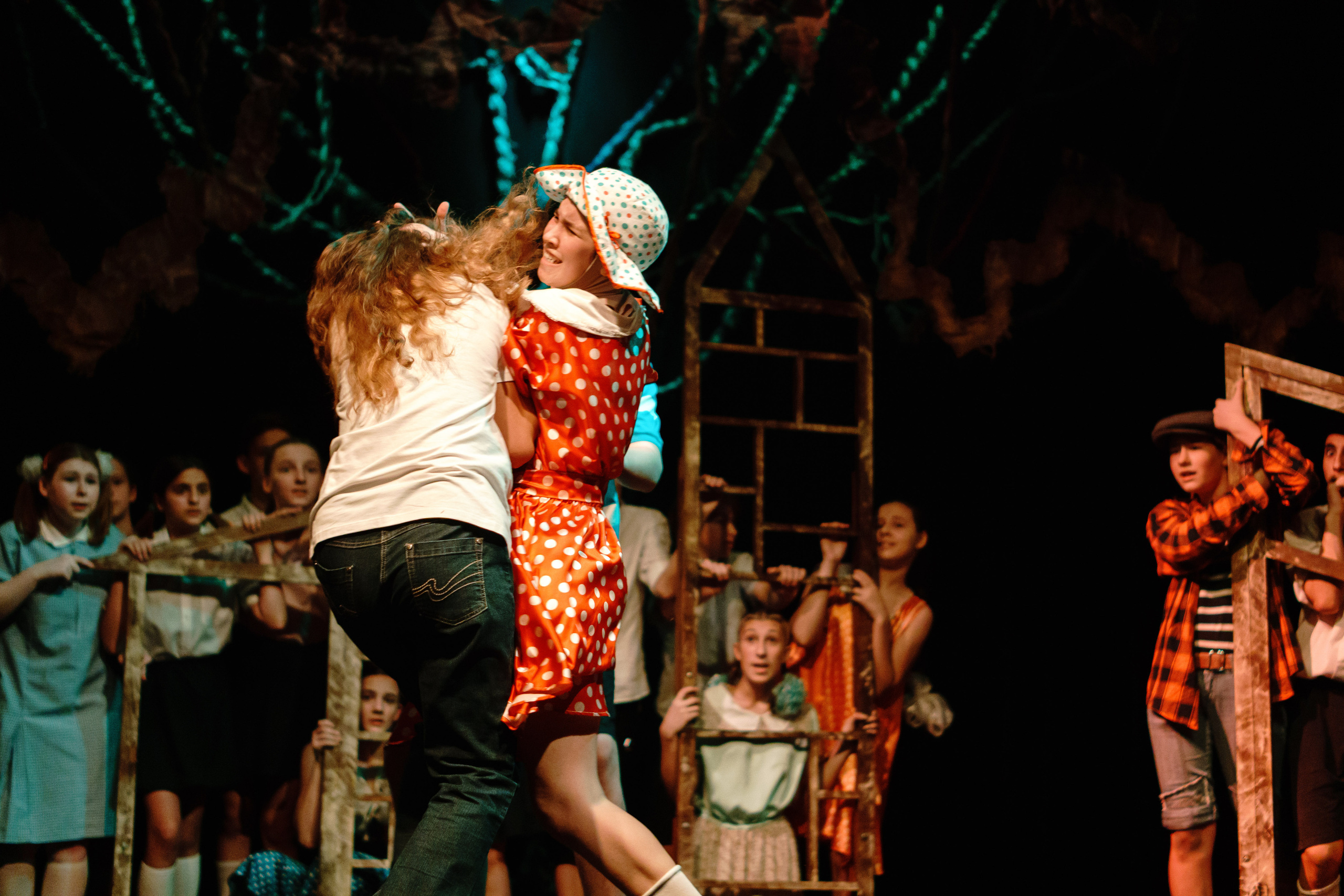 Театр «Сорванцы». Манюня. Фото • Відео • Аерозйомка • Контент для бізнесу