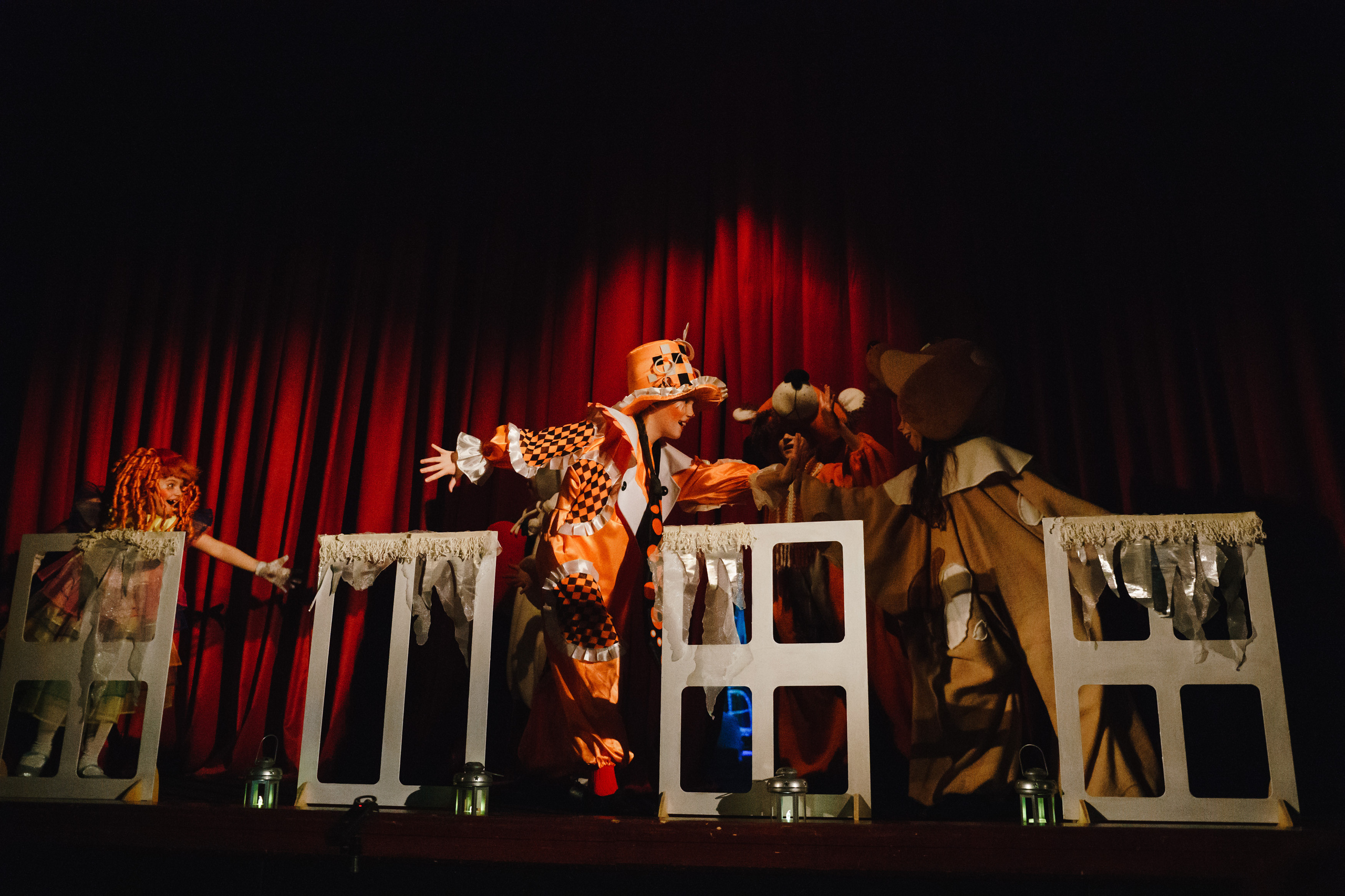 Театр «Сорванцы». Голубая стрела. Фото • Видео • Аэросъемка • Контент для бизнеса